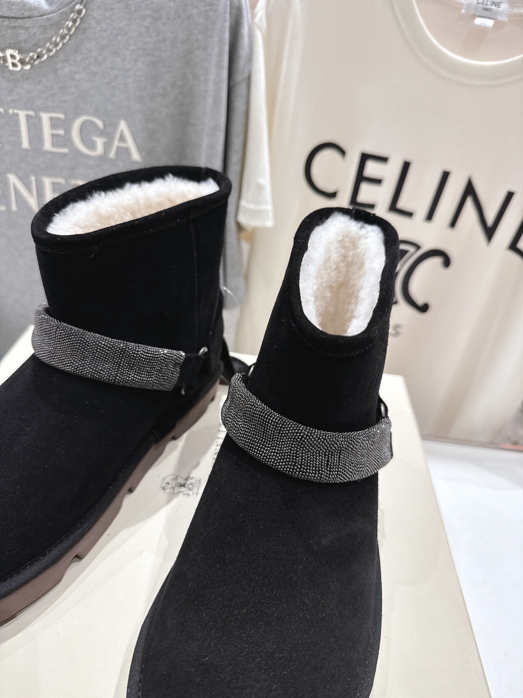 高版本出厂
  Brunello Cucinelli 新款BC秋冬保暖羊毛靴子短靴系列，市场高版本
BC