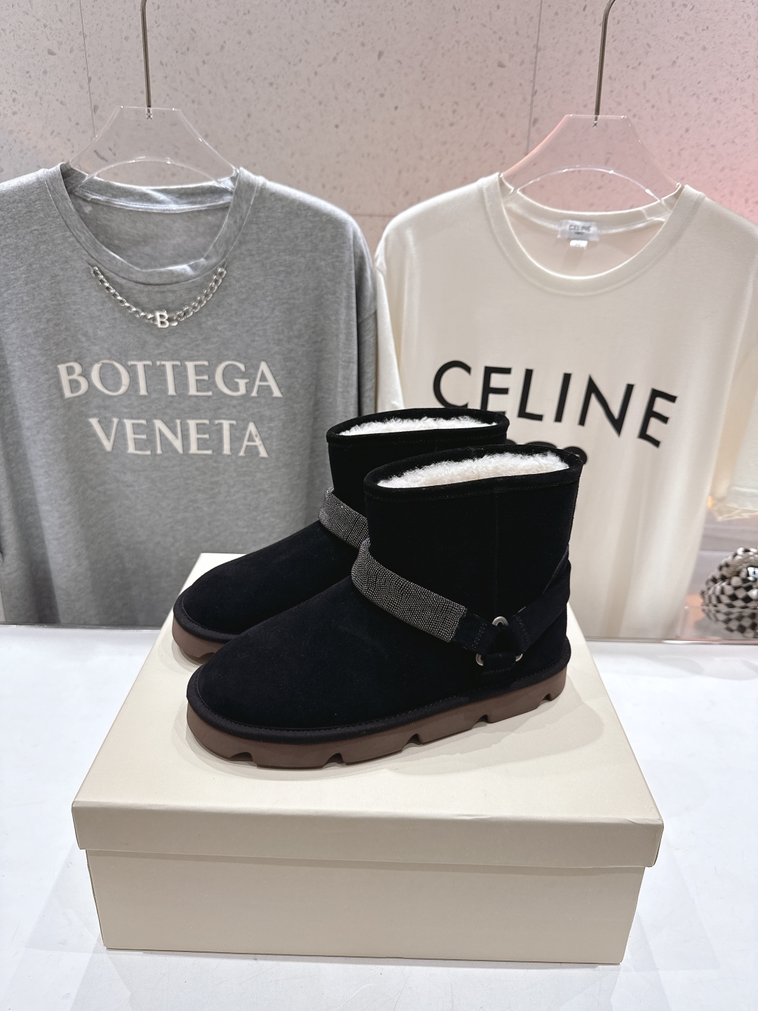高版本出厂
  Brunello Cucinelli 新款BC秋冬保暖羊毛靴子短靴系列，市场高版本
BC