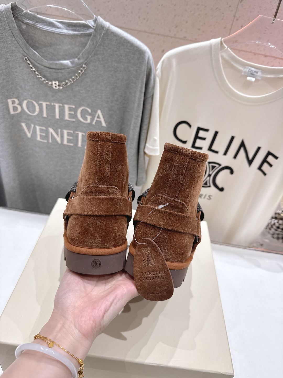 高版本出厂
  Brunello Cucinelli 新款BC秋冬保暖羊毛靴子短靴系列，市场高版本
BC