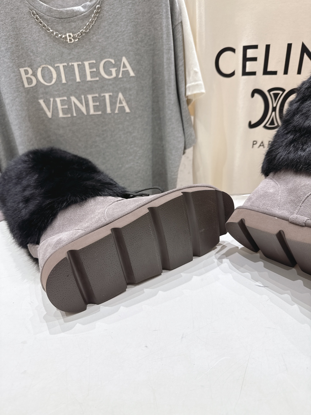 高版本出厂
  Brunello Cucinelli 新款BC秋冬保暖羊毛靴子长靴系列，市场高版本
BC