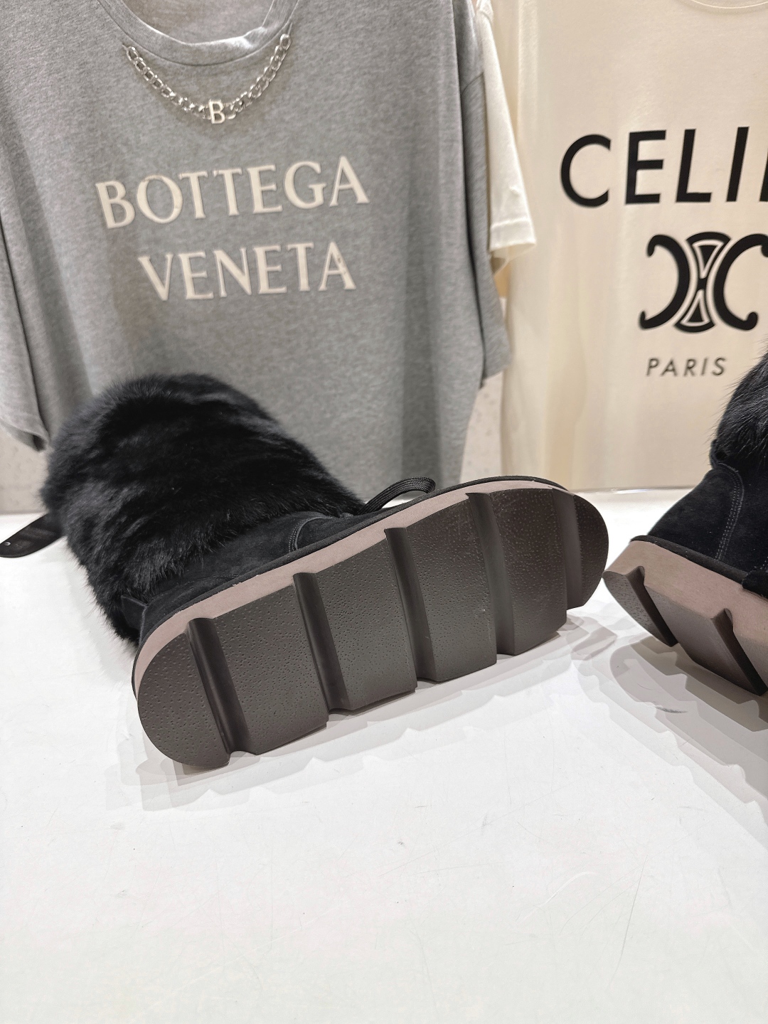 高版本出厂
  Brunello Cucinelli 新款BC秋冬保暖羊毛靴子长靴系列，市场高版本
BC