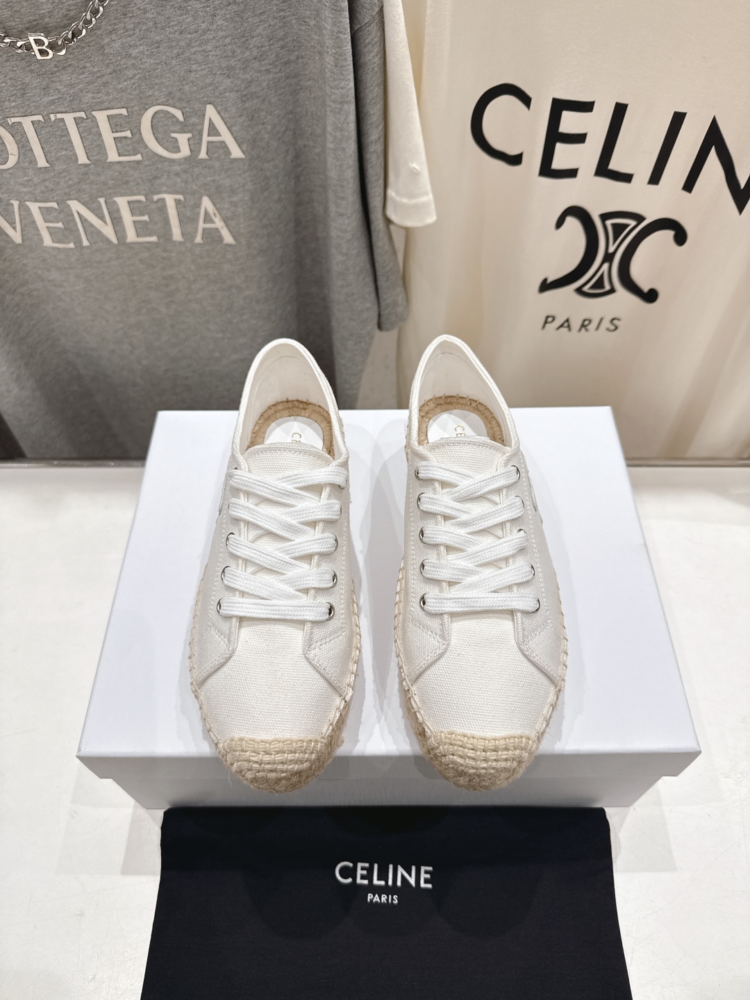 高版本出厂
 Celine*塞琳2025ss新款麻绳底渔夫鞋厚底系带休闲鞋帆布鞋，高级感十足
网红ins