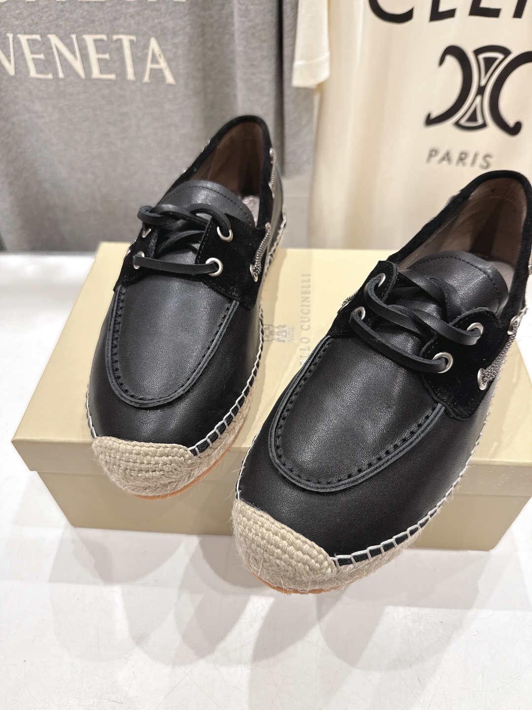 高版本出厂
   Brunello Cucinelli 新款BC麻绳底渔夫鞋系列，一脚蹬乐福鞋。网红推荐