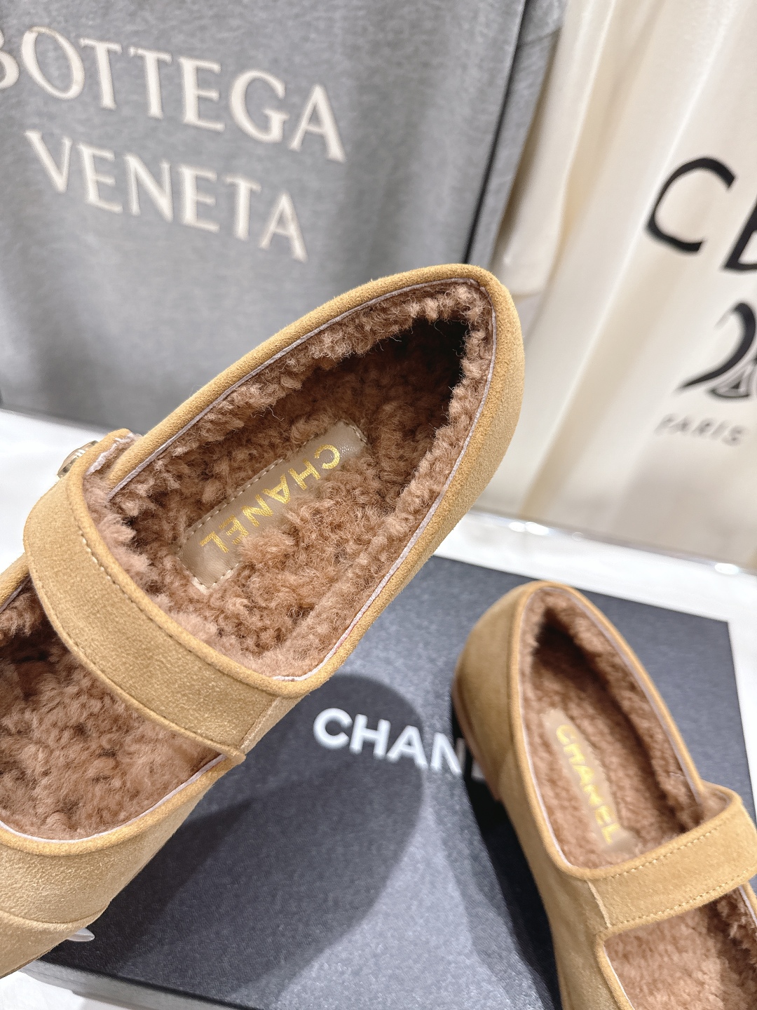 高版本出厂 Chanel.VintageF022 2025ss小香秋冬新款一脚蹬毛毛鞋玛丽珍乐福鞋休闲单