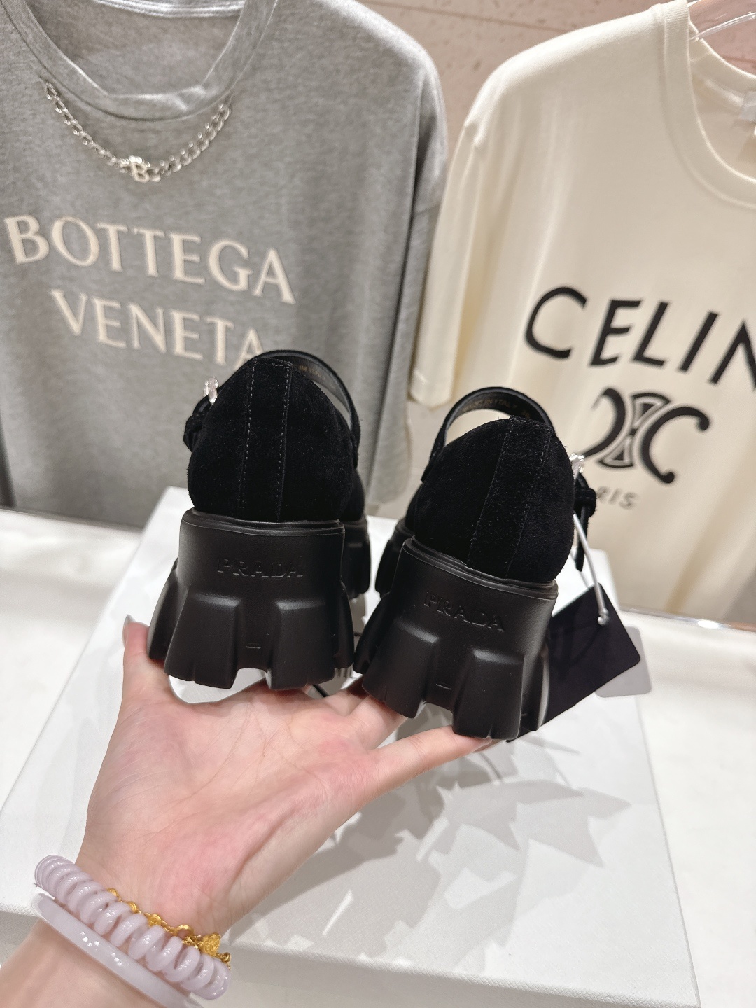 高版本出厂 prada* 普拉达ss25new arrival~P家新品三角扣厚底玛丽珍单鞋乐福鞋 顶级