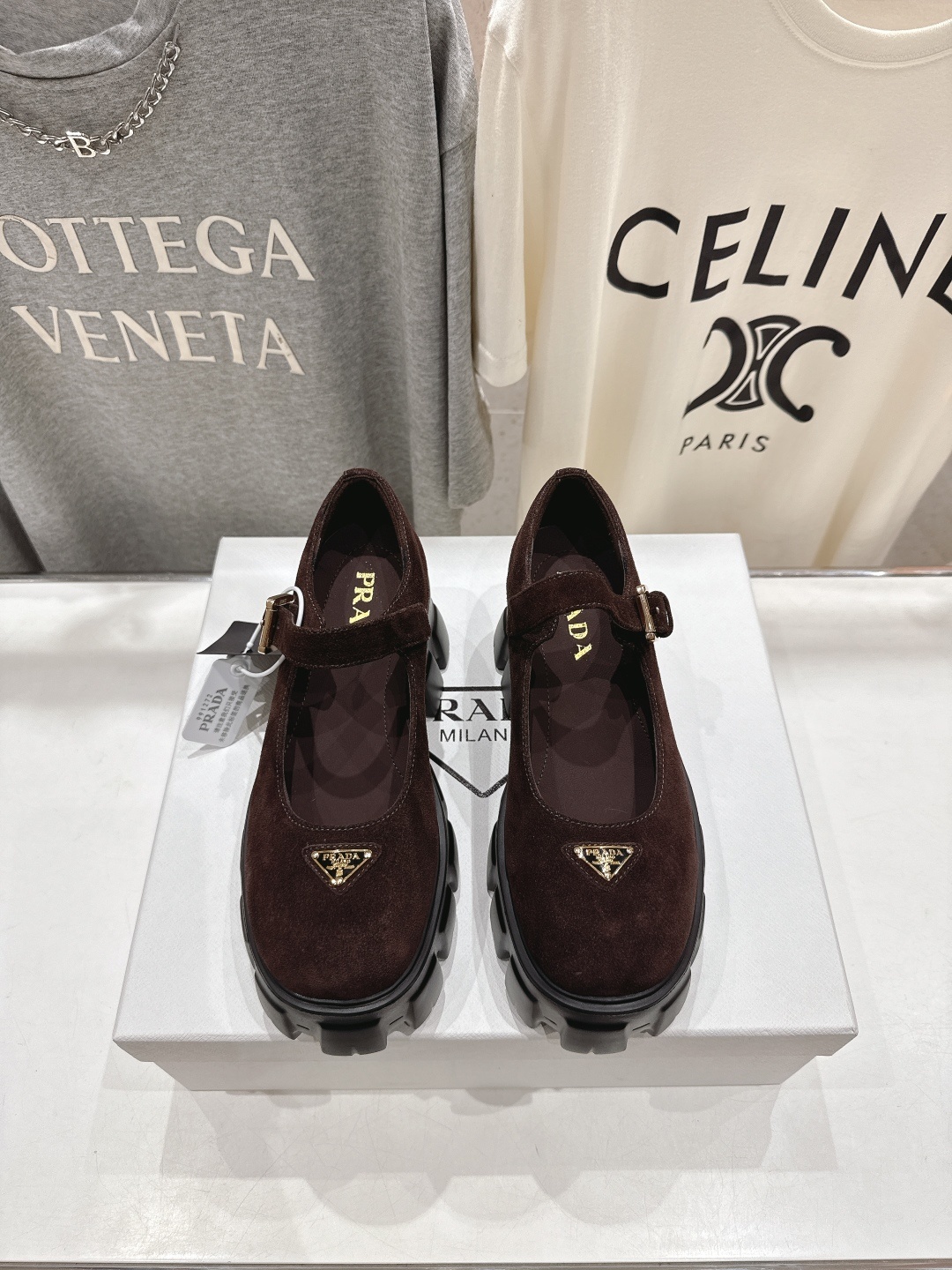 高版本出厂 prada* 普拉达ss25new arrival~P家新品三角扣厚底玛丽珍单鞋乐福鞋 顶级