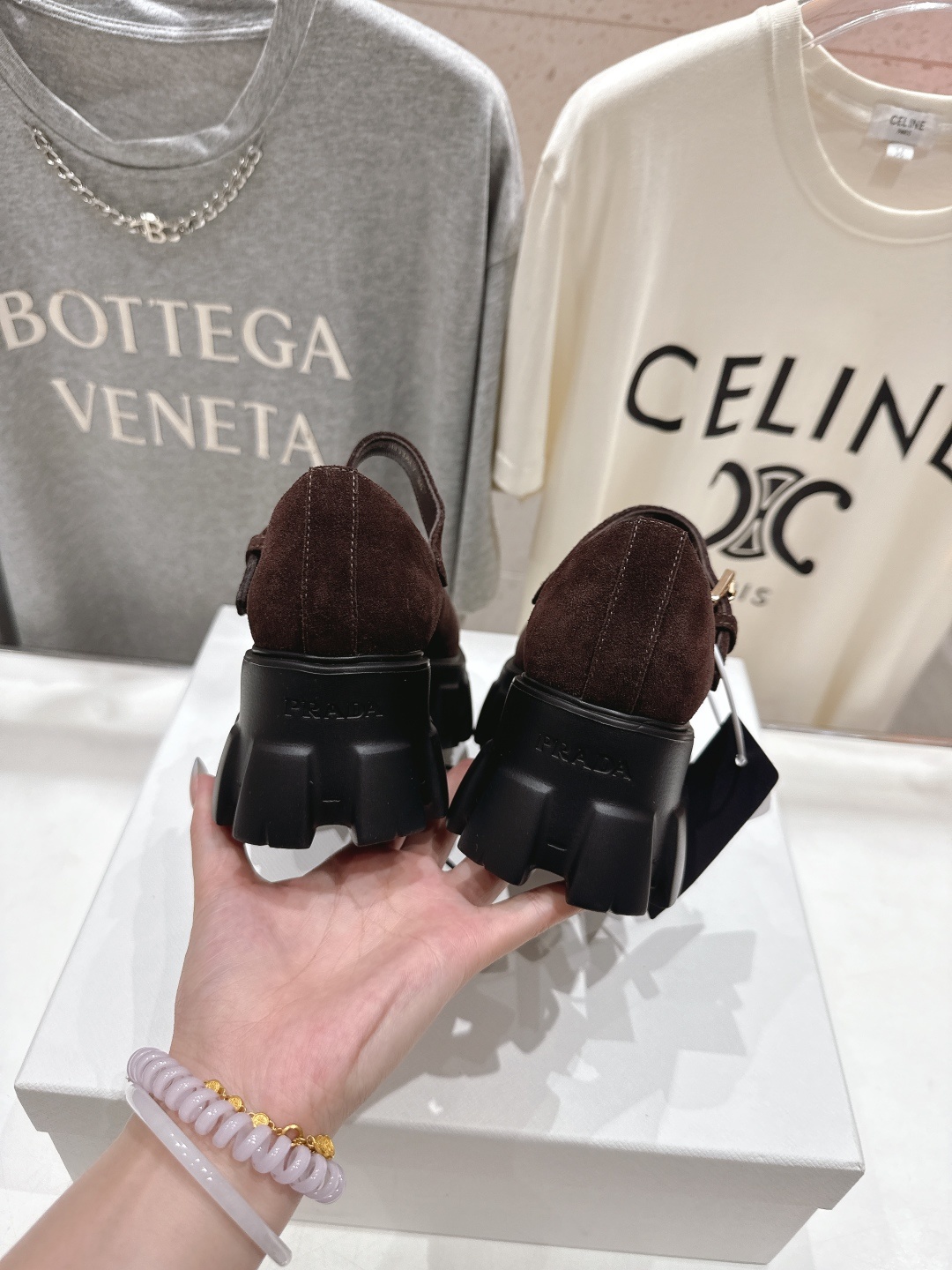 高版本出厂 prada* 普拉达ss25new arrival~P家新品三角扣厚底玛丽珍单鞋乐福鞋 顶级