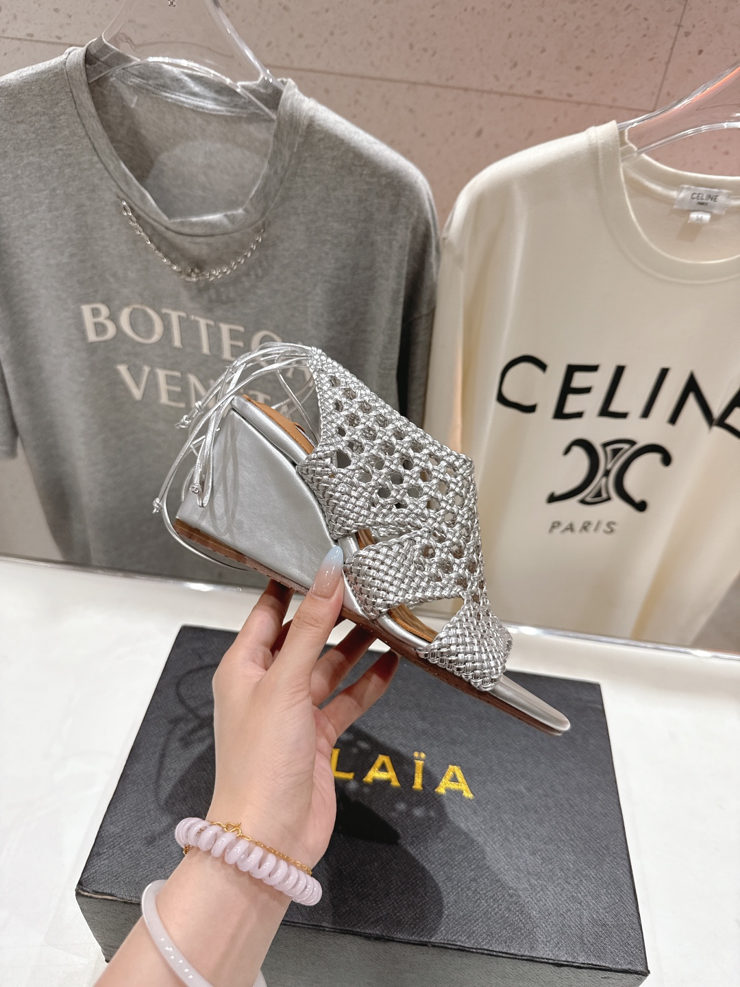 高版本出厂 独家新品 Alaia 阿莱亚25ss/ 走秀款厚底坡跟网面鞋凉鞋 最近超火的一款网面鞋章小蕙