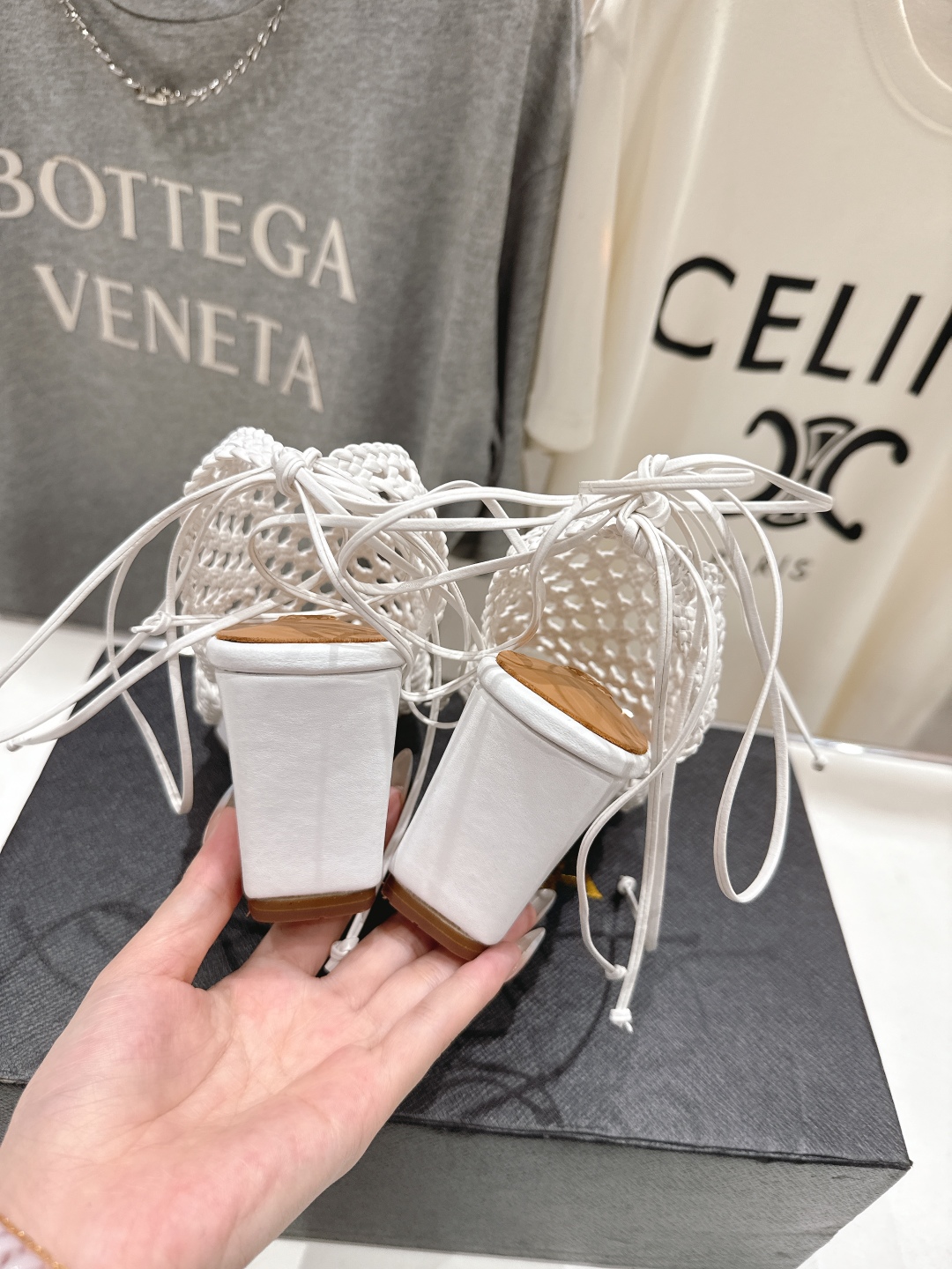 高版本出厂 独家新品 Alaia 阿莱亚25ss/ 走秀款厚底坡跟网面鞋凉鞋 最近超火的一款网面鞋章小蕙