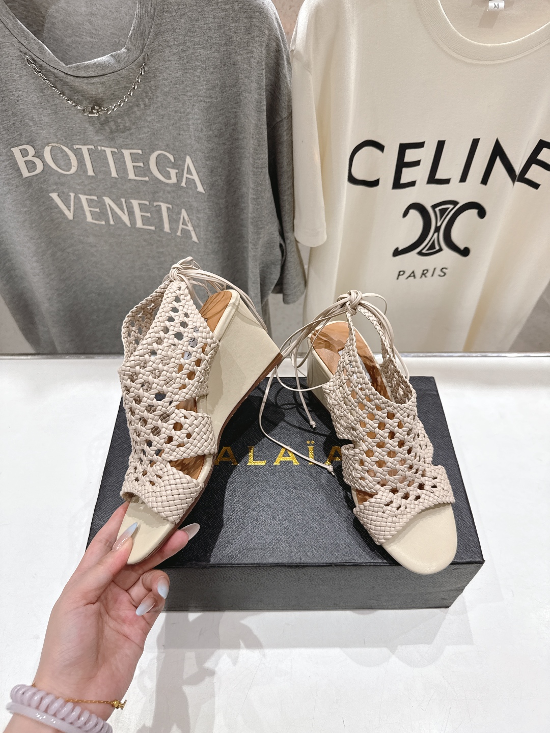 高版本出厂 独家新品 Alaia 阿莱亚25ss/ 走秀款厚底坡跟网面鞋凉鞋 最近超火的一款网面鞋章小蕙