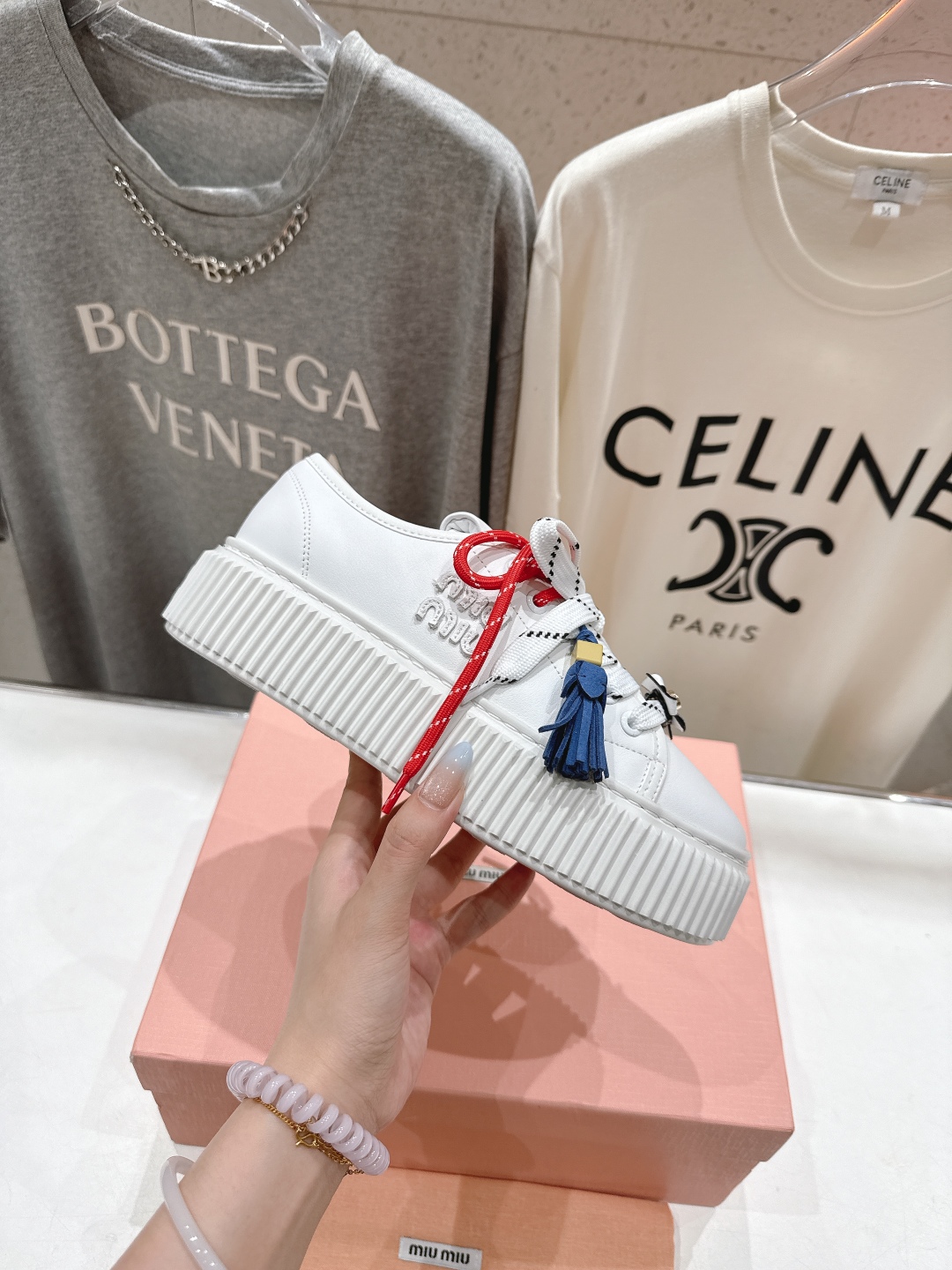 高版本出厂 MiuMiu/繆繆25ss new arrival F039～miu家2025ss走秀款系带