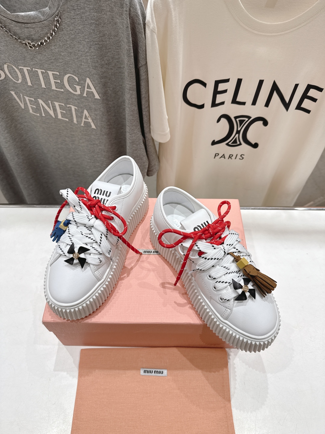 高版本出厂 MiuMiu/繆繆25ss new arrival F039～miu家2025ss走秀款系带