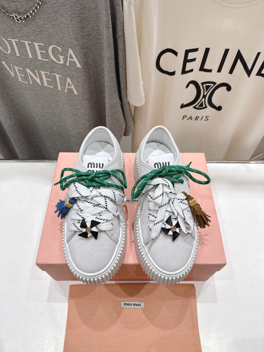 高版本出厂 MiuMiu/繆繆25ss new arrival F039～miu家2025ss走秀款系带