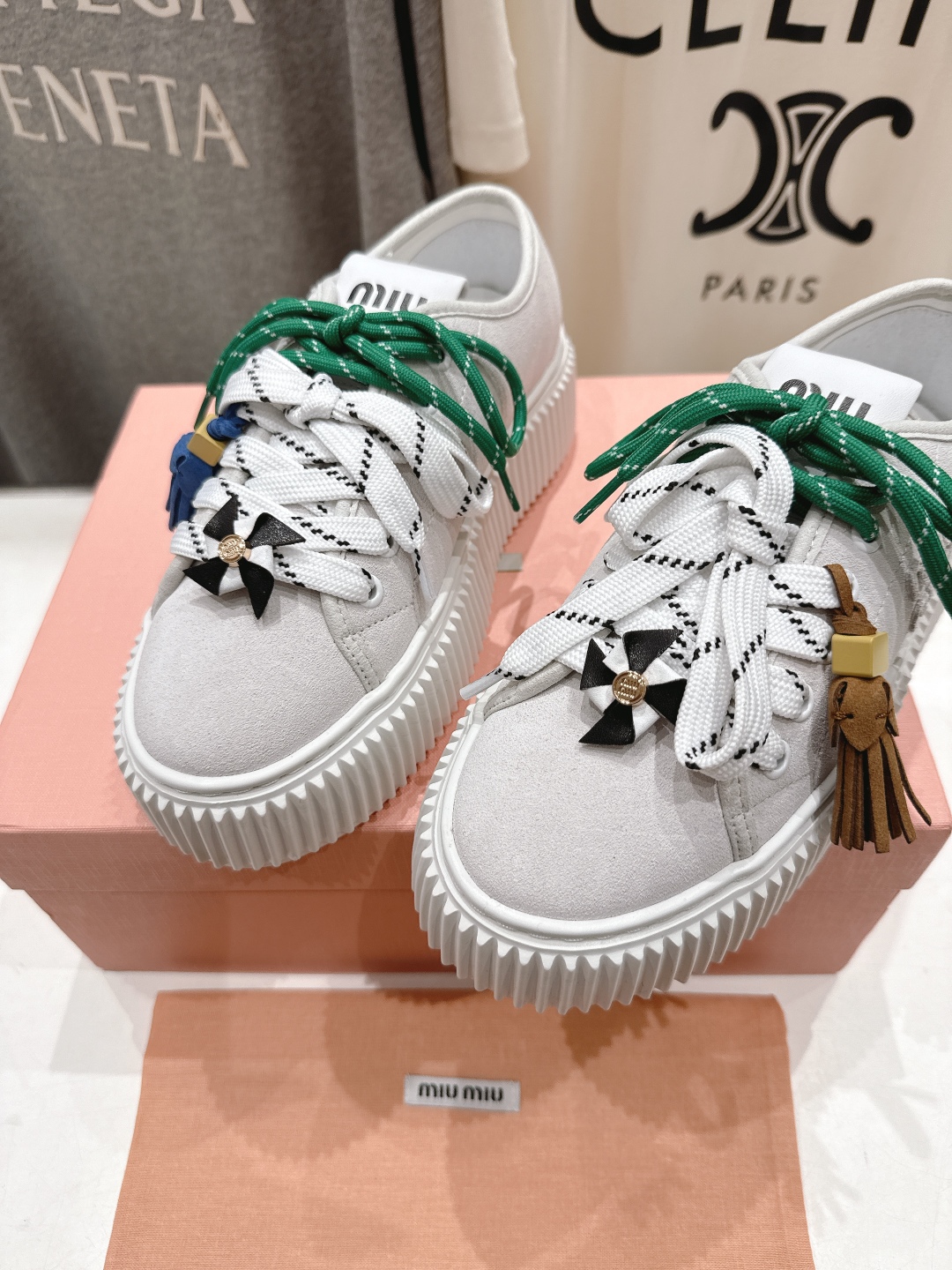 高版本出厂 MiuMiu/繆繆25ss new arrival F039～miu家2025ss走秀款系带