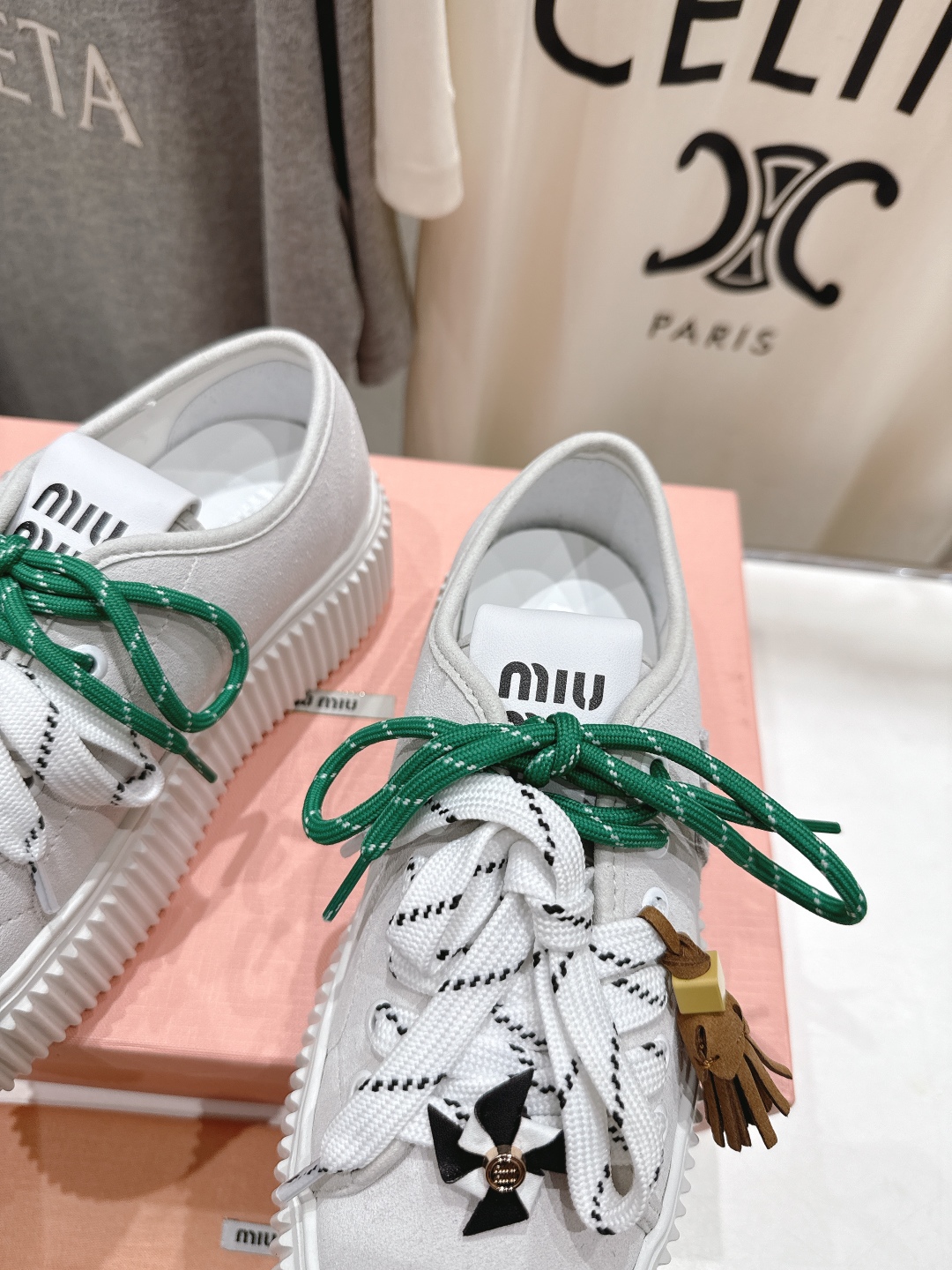 高版本出厂 MiuMiu/繆繆25ss new arrival F039～miu家2025ss走秀款系带