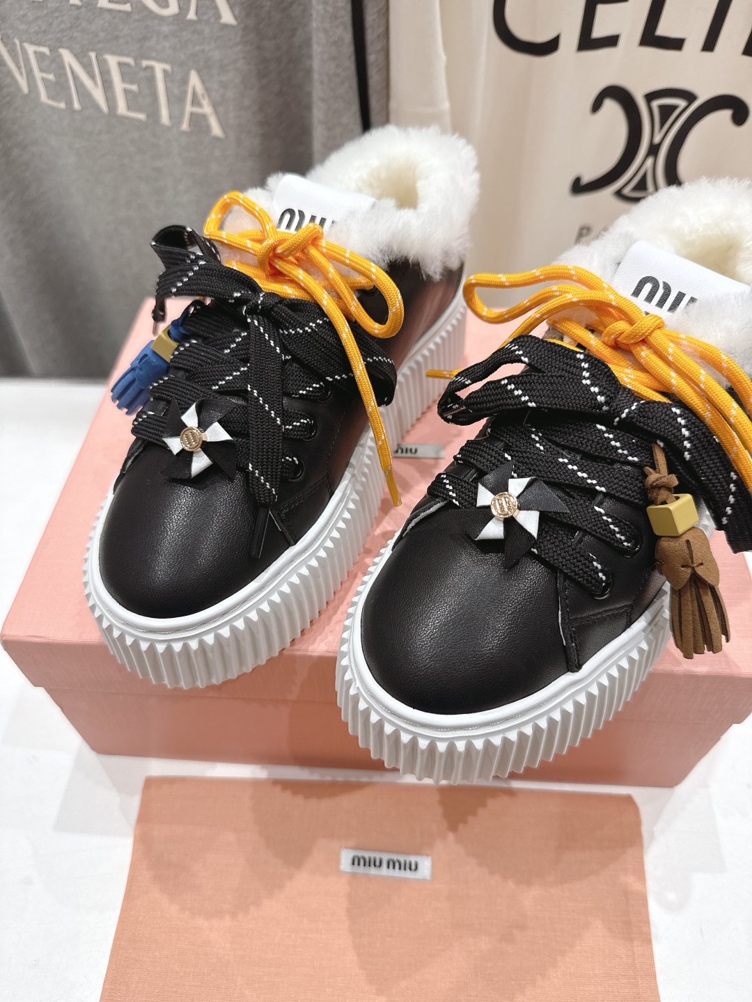 高版本出厂 毛里 MiuMiu/繆繆25ss new arrival F039～miu家新款系带厚底羊毛