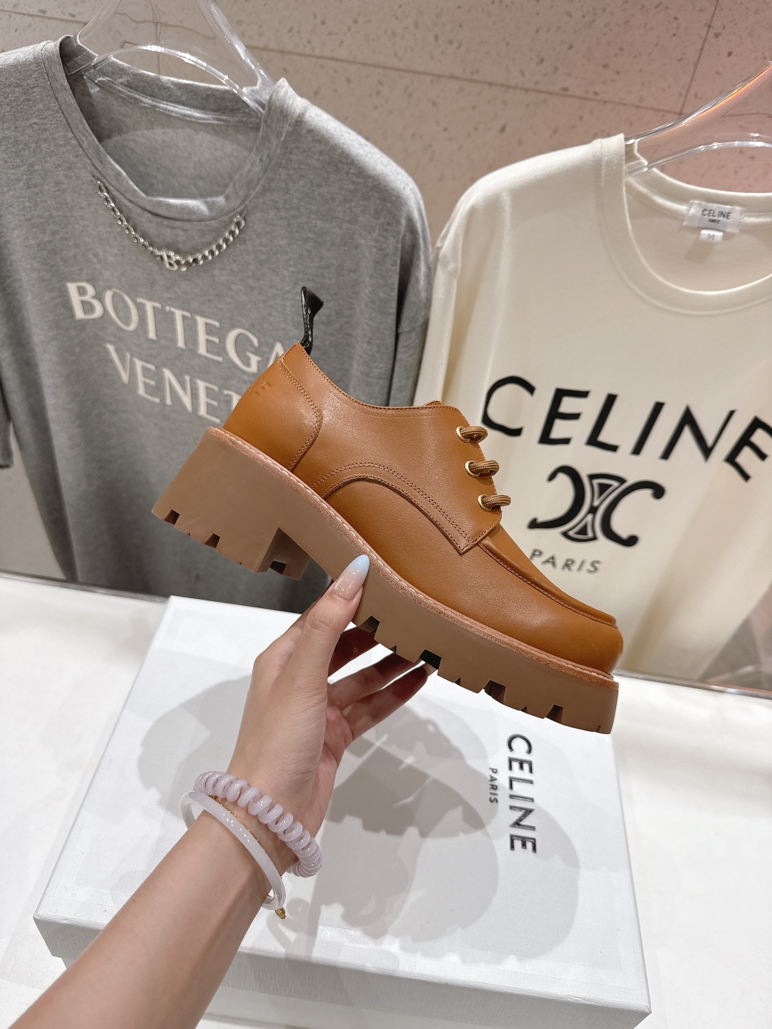 高版本出厂 CELINE*赛琳2025ss新款复古厚底乐福鞋休闲鞋网红爆款来袭！各大网红抢先体验、Cel