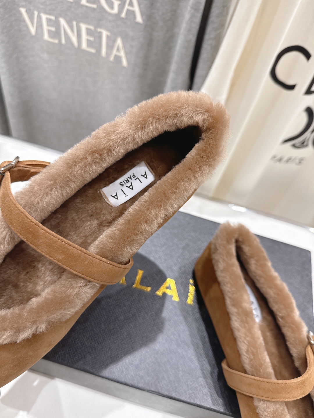 高版本出厂 毛里 独家新品 Alaia 阿莱亚25ss/秋冬走秀款平底羊毛里玛丽珍芭蕾舞鞋休闲鞋章小蕙同