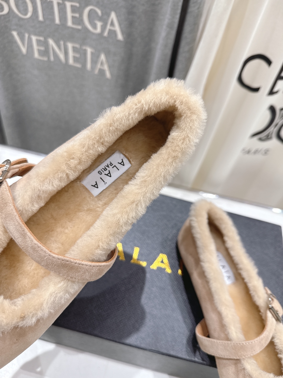 高版本出厂 毛里 独家新品 Alaia 阿莱亚25ss/秋冬走秀款平底羊毛里玛丽珍芭蕾舞鞋休闲鞋章小蕙同