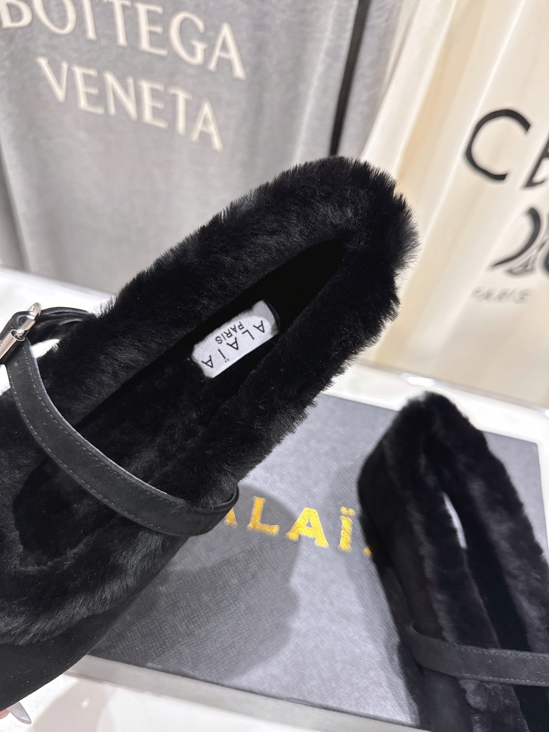 高版本出厂 毛里 独家新品 Alaia 阿莱亚25ss/秋冬走秀款平底羊毛里玛丽珍芭蕾舞鞋休闲鞋章小蕙同