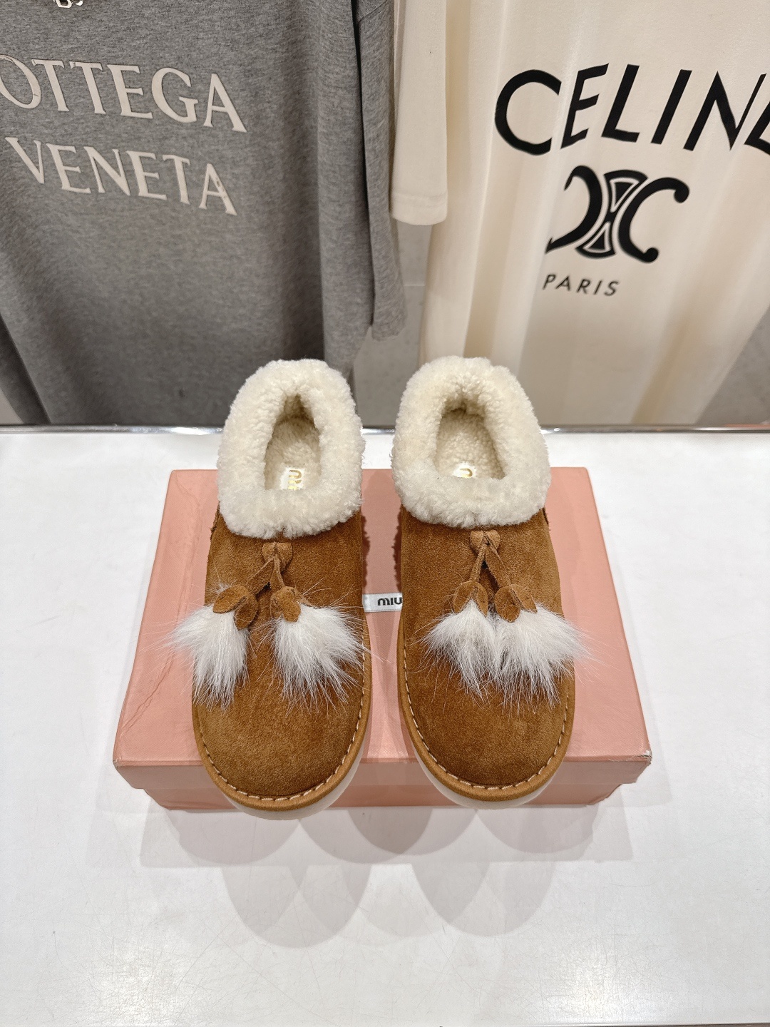 高版本出厂 MiuMiu/缪缪2025ss秋冬走秀款F027·流苏厚底毛毛鞋一脚蹬单鞋经常出现在各大时装