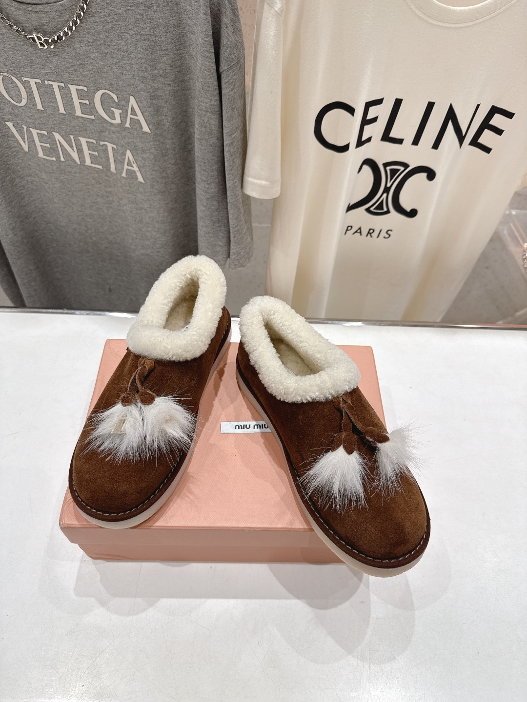 高版本出厂 MiuMiu/缪缪2025ss秋冬走秀款F027·流苏厚底毛毛鞋一脚蹬单鞋经常出现在各大时装
