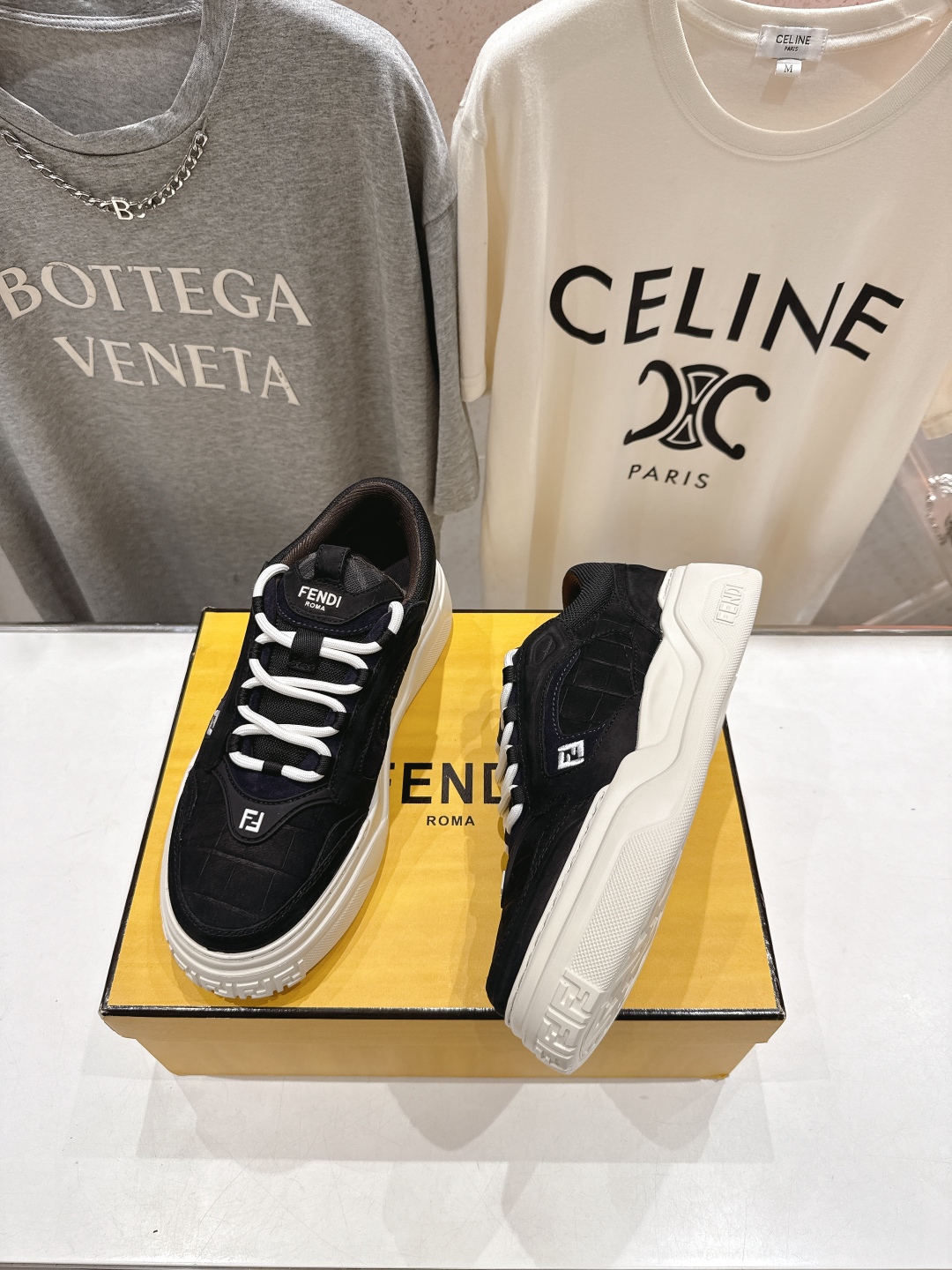 高版本出厂 只有男款 Fendi/芬迪2025ss新款 First 1系列网面系带厚底男士休闲运动鞋顶级