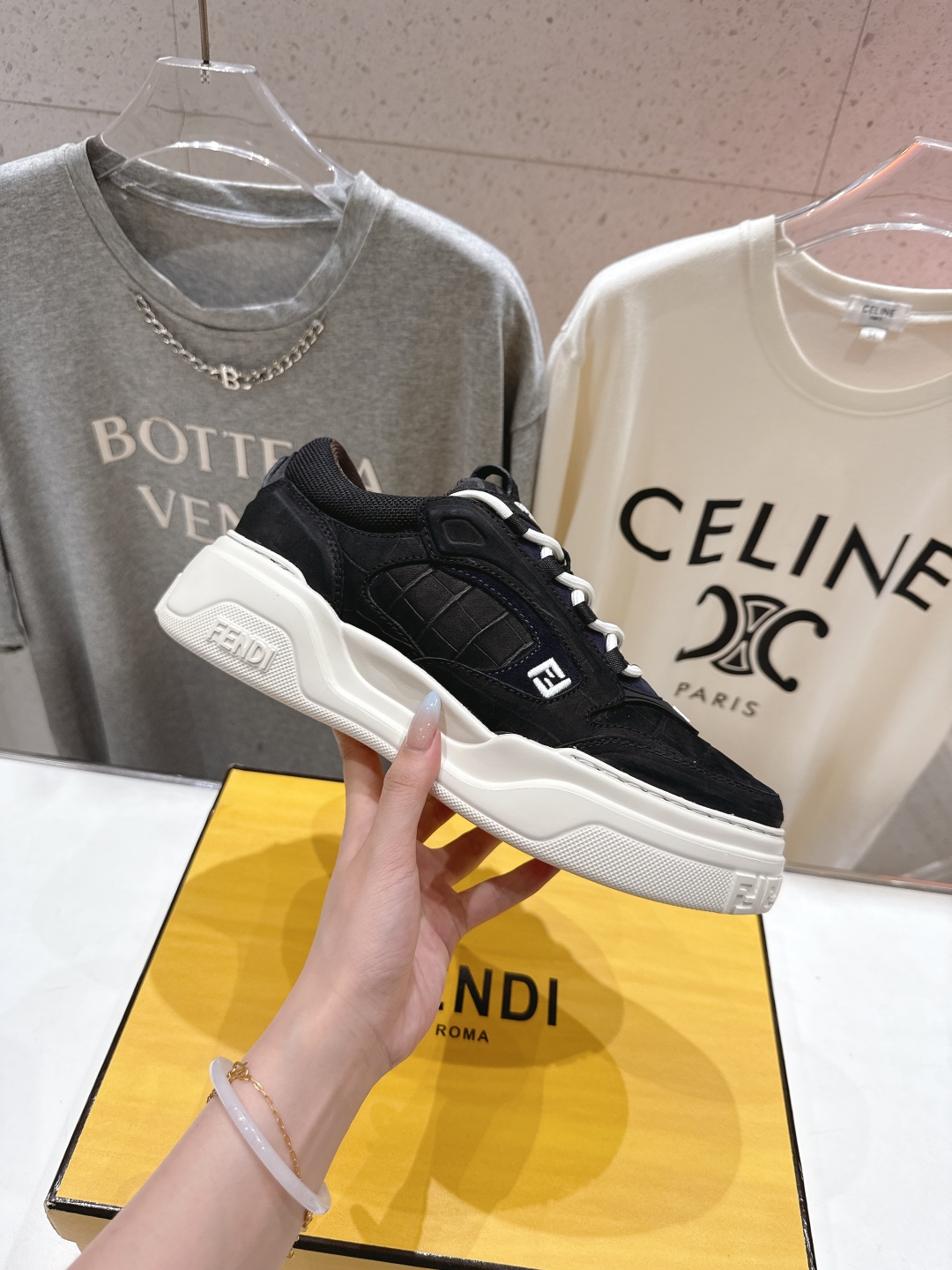 高版本出厂 只有男款 Fendi/芬迪2025ss新款 First 1系列网面系带厚底男士休闲运动鞋顶级