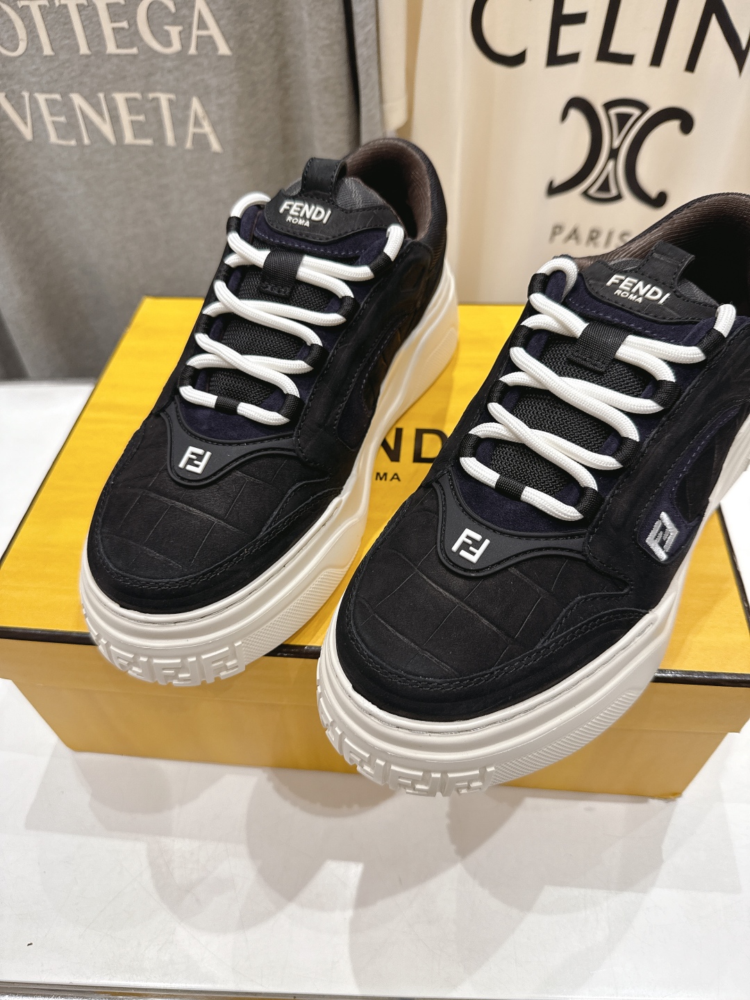 高版本出厂 只有男款 Fendi/芬迪2025ss新款 First 1系列网面系带厚底男士休闲运动鞋顶级