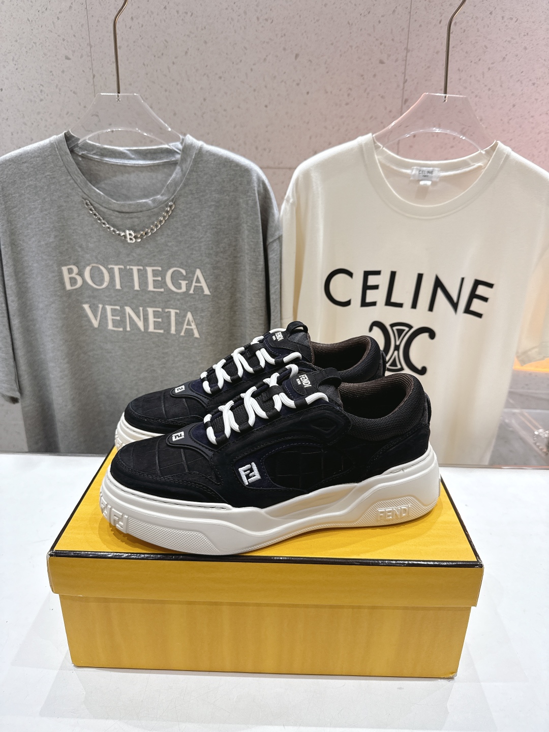 高版本出厂 只有男款 Fendi/芬迪2025ss新款 First 1系列网面系带厚底男士休闲运动鞋顶级