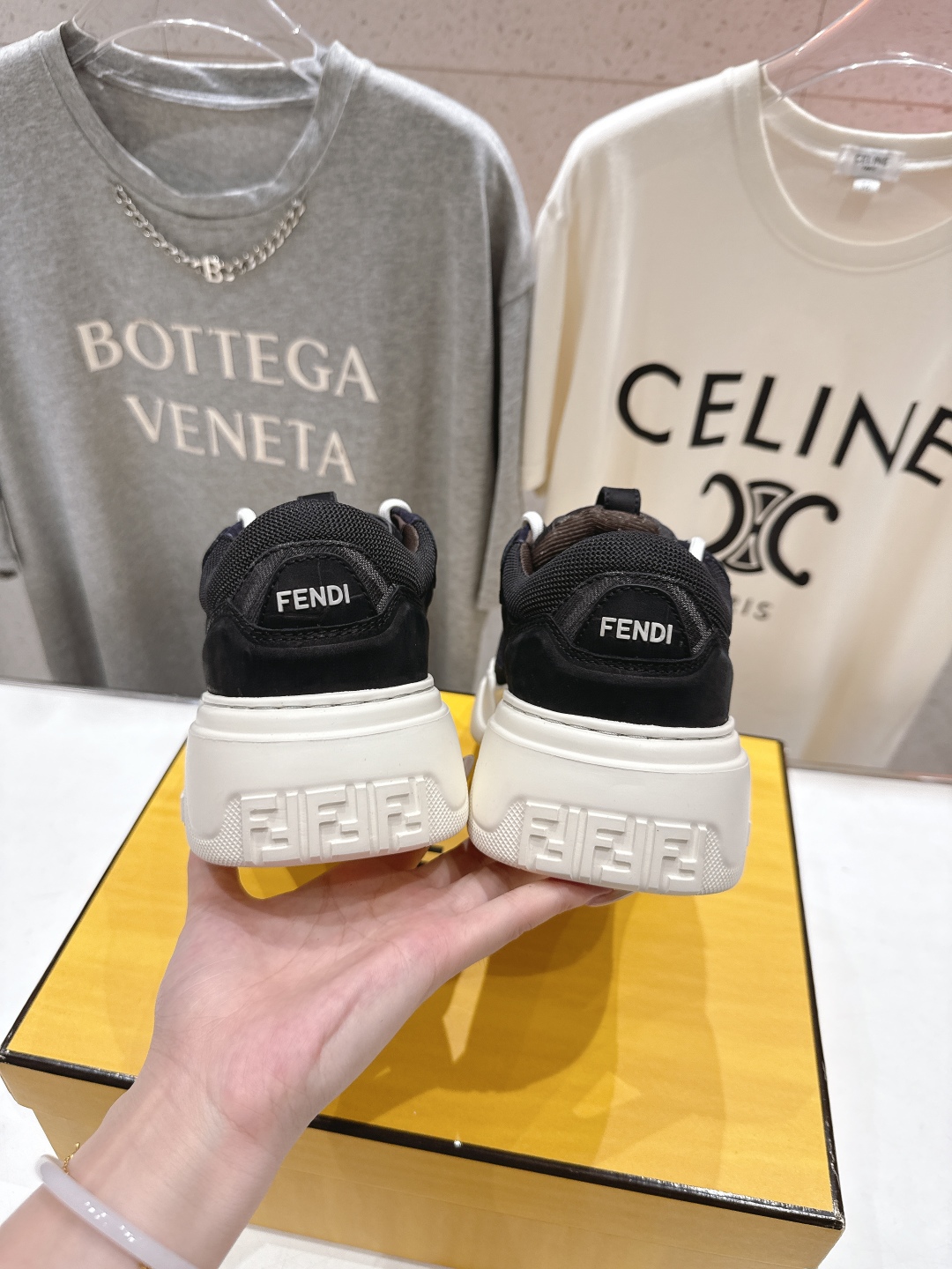 高版本出厂 只有男款 Fendi/芬迪2025ss新款 First 1系列网面系带厚底男士休闲运动鞋顶级
