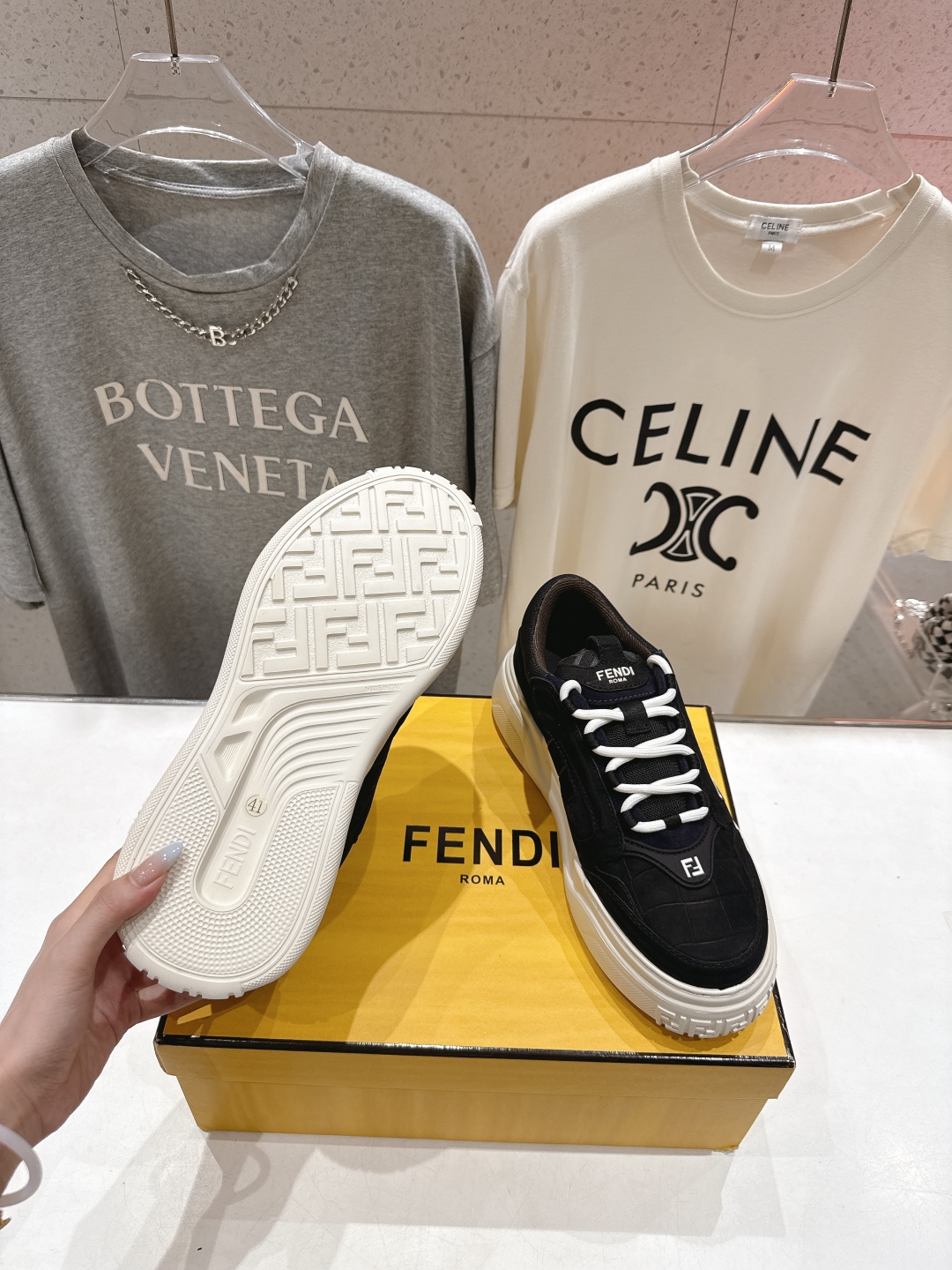 高版本出厂 只有男款 Fendi/芬迪2025ss新款 First 1系列网面系带厚底男士休闲运动鞋顶级