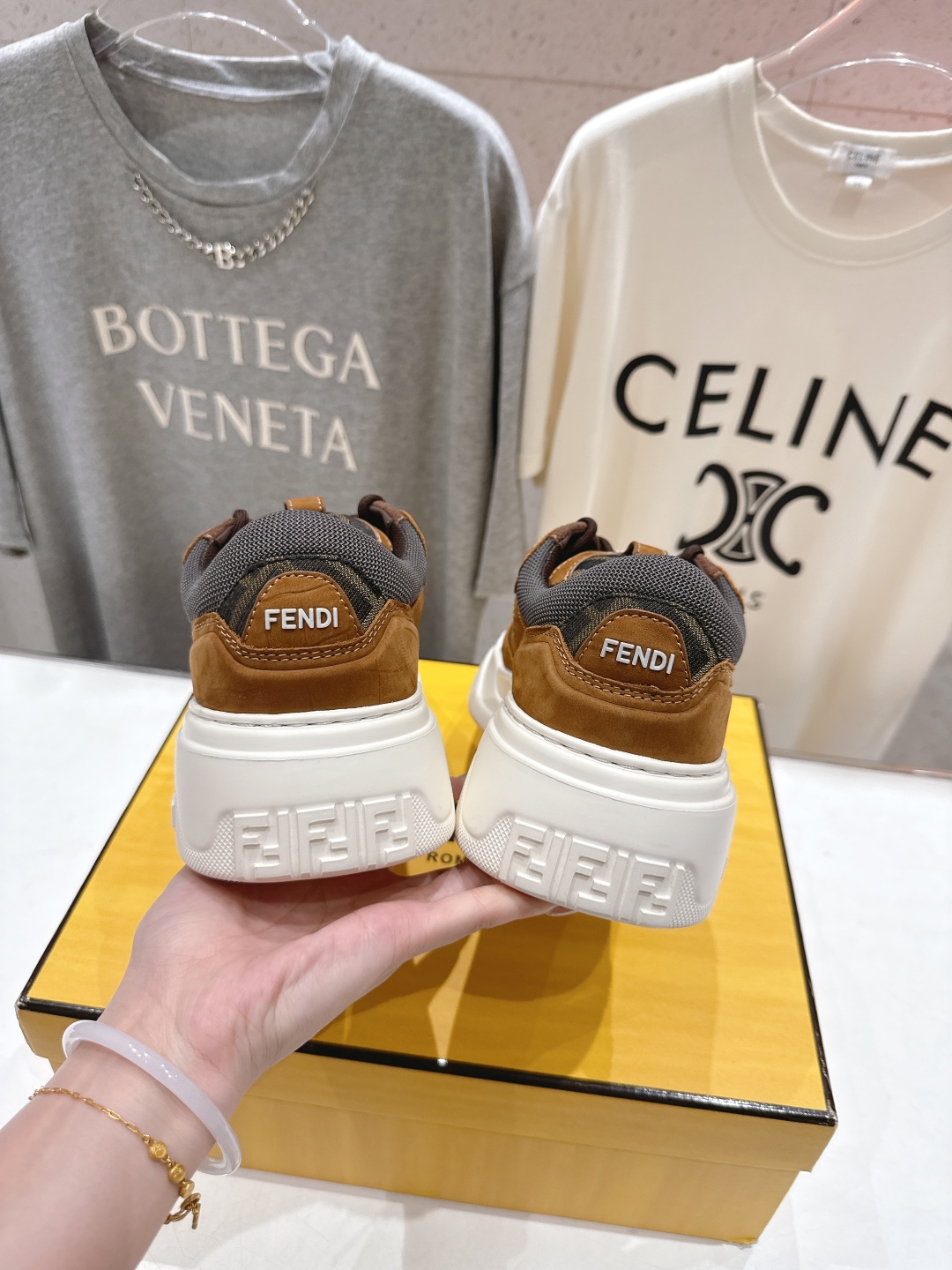 高版本出厂 只有男款 Fendi/芬迪2025ss新款 First 1系列网面系带厚底男士休闲运动鞋顶级