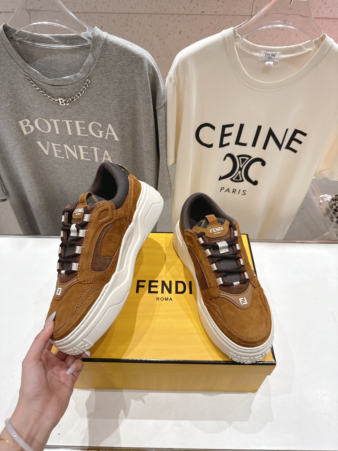 高版本出厂 只有男款 Fendi/芬迪2025ss新款 First 1系列网面系带厚底男士休闲运动鞋顶级