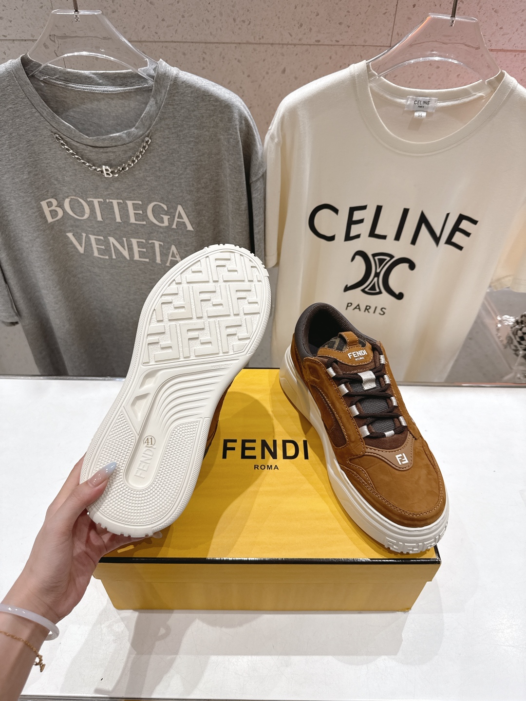 高版本出厂 只有男款 Fendi/芬迪2025ss新款 First 1系列网面系带厚底男士休闲运动鞋顶级