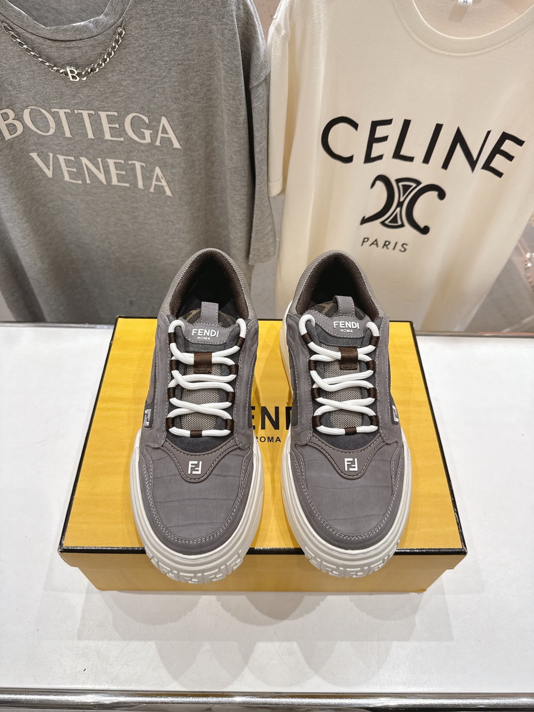 高版本出厂 只有男款 Fendi/芬迪2025ss新款 First 1系列网面系带厚底男士休闲运动鞋顶级