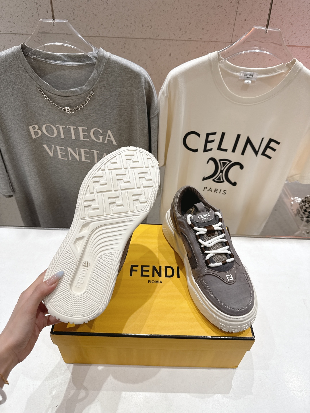 高版本出厂 只有男款 Fendi/芬迪2025ss新款 First 1系列网面系带厚底男士休闲运动鞋顶级