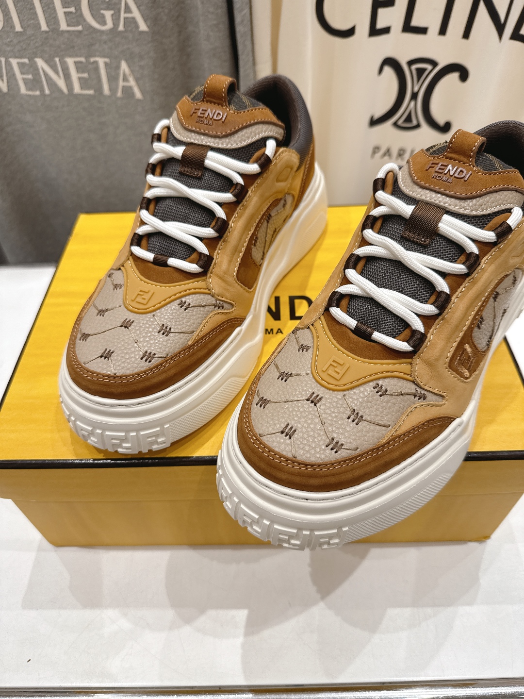 高版本出厂 只有男款 Fendi/芬迪2025ss新款 First 1系列网面系带厚底男士休闲运动鞋顶级