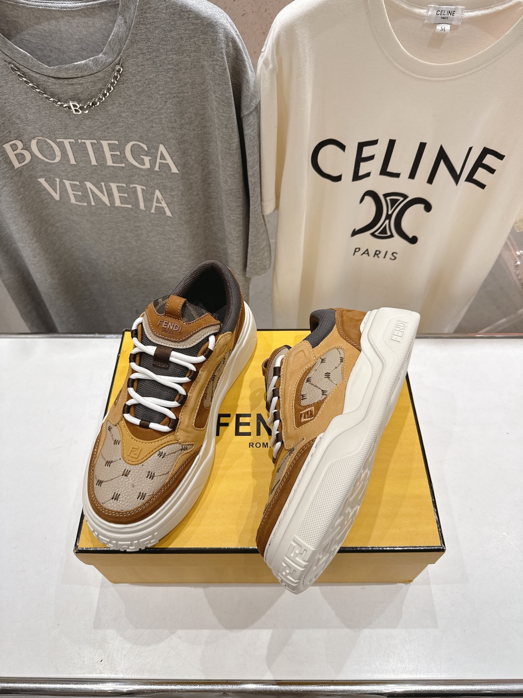 高版本出厂 只有男款 Fendi/芬迪2025ss新款 First 1系列网面系带厚底男士休闲运动鞋顶级