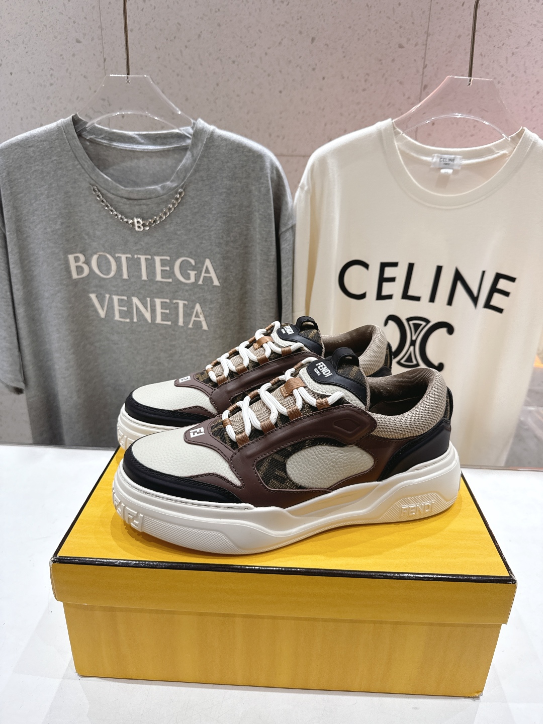 高版本出厂 只有男款 Fendi/芬迪2025ss新款 First 1系列网面系带厚底男士休闲运动鞋顶级