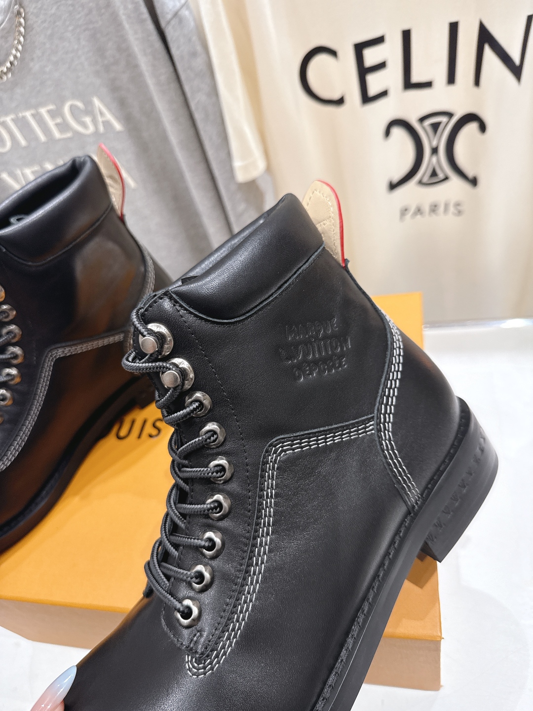 高版本出厂 只有男码 LOUIS VUITTON ss25 LV驴牌新款厚底系带大头鞋男士休闲鞋高帮小短