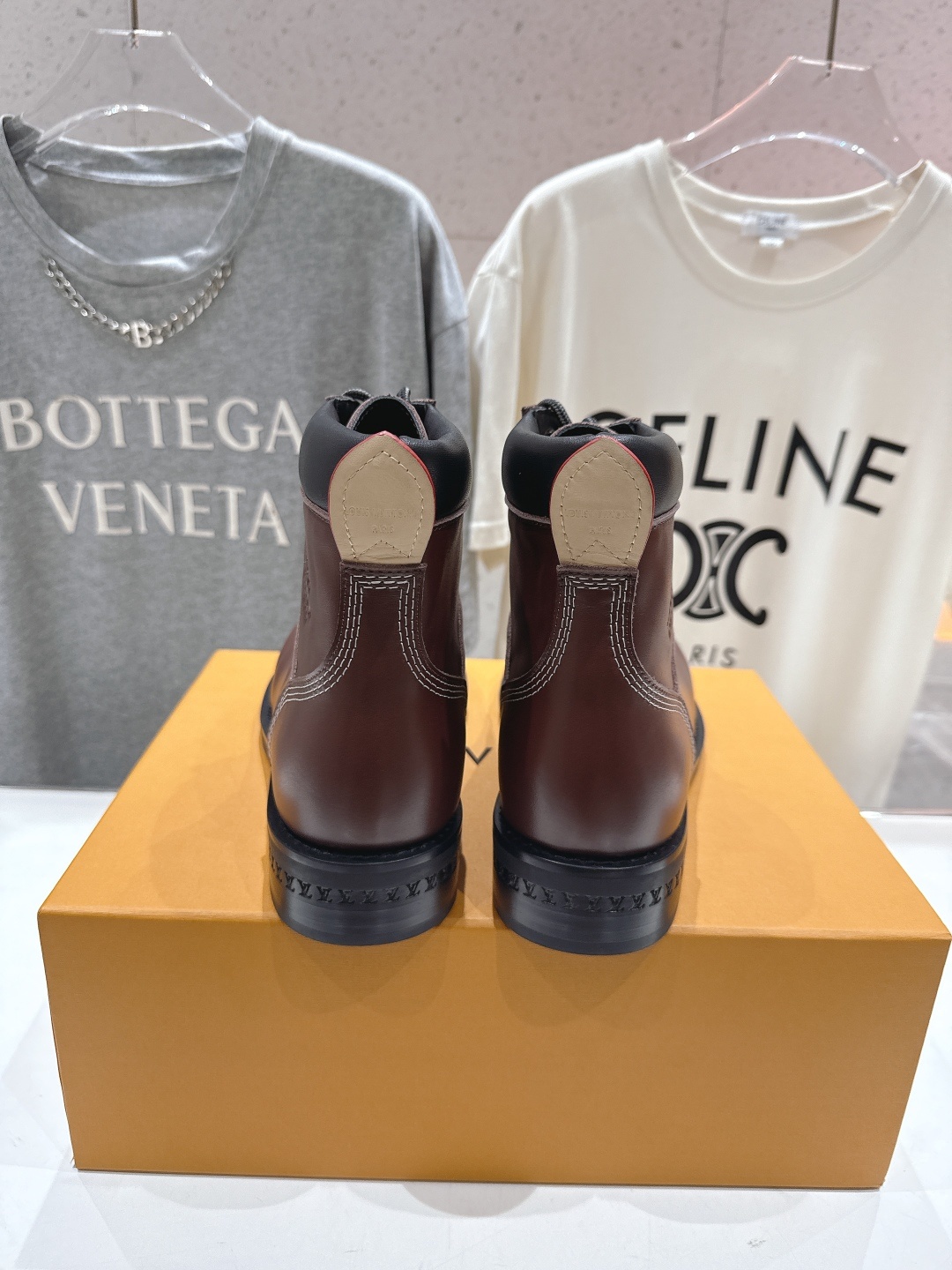 高版本出厂 只有男码 LOUIS VUITTON ss25 LV驴牌新款厚底系带大头鞋男士休闲鞋高帮小短