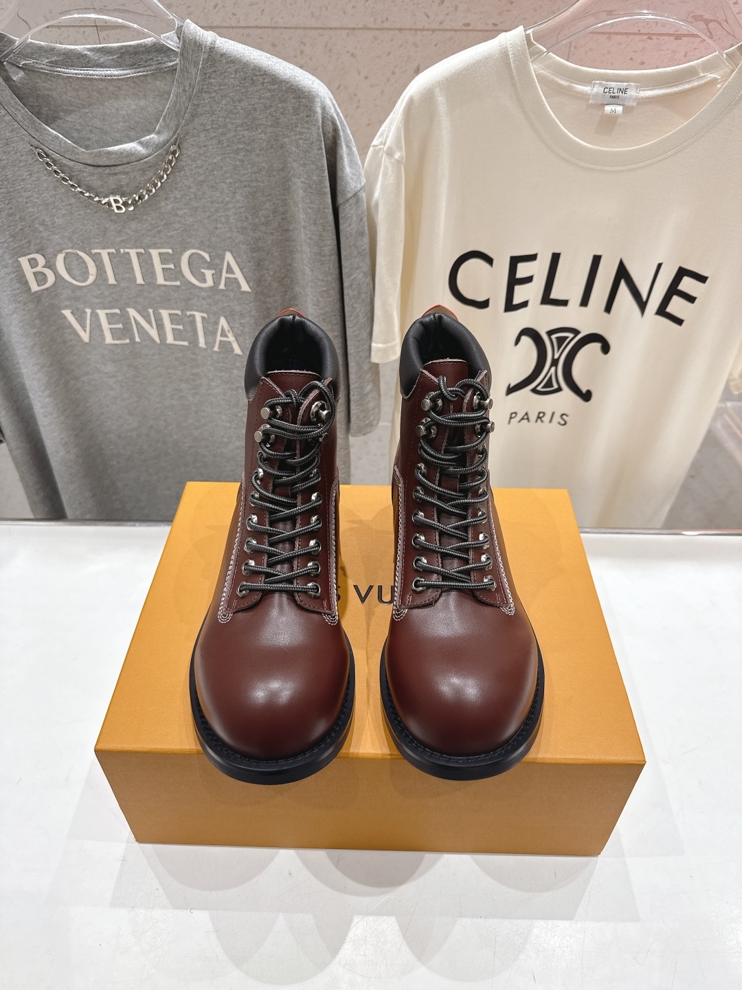 高版本出厂 只有男码 LOUIS VUITTON ss25 LV驴牌新款厚底系带大头鞋男士休闲鞋高帮小短