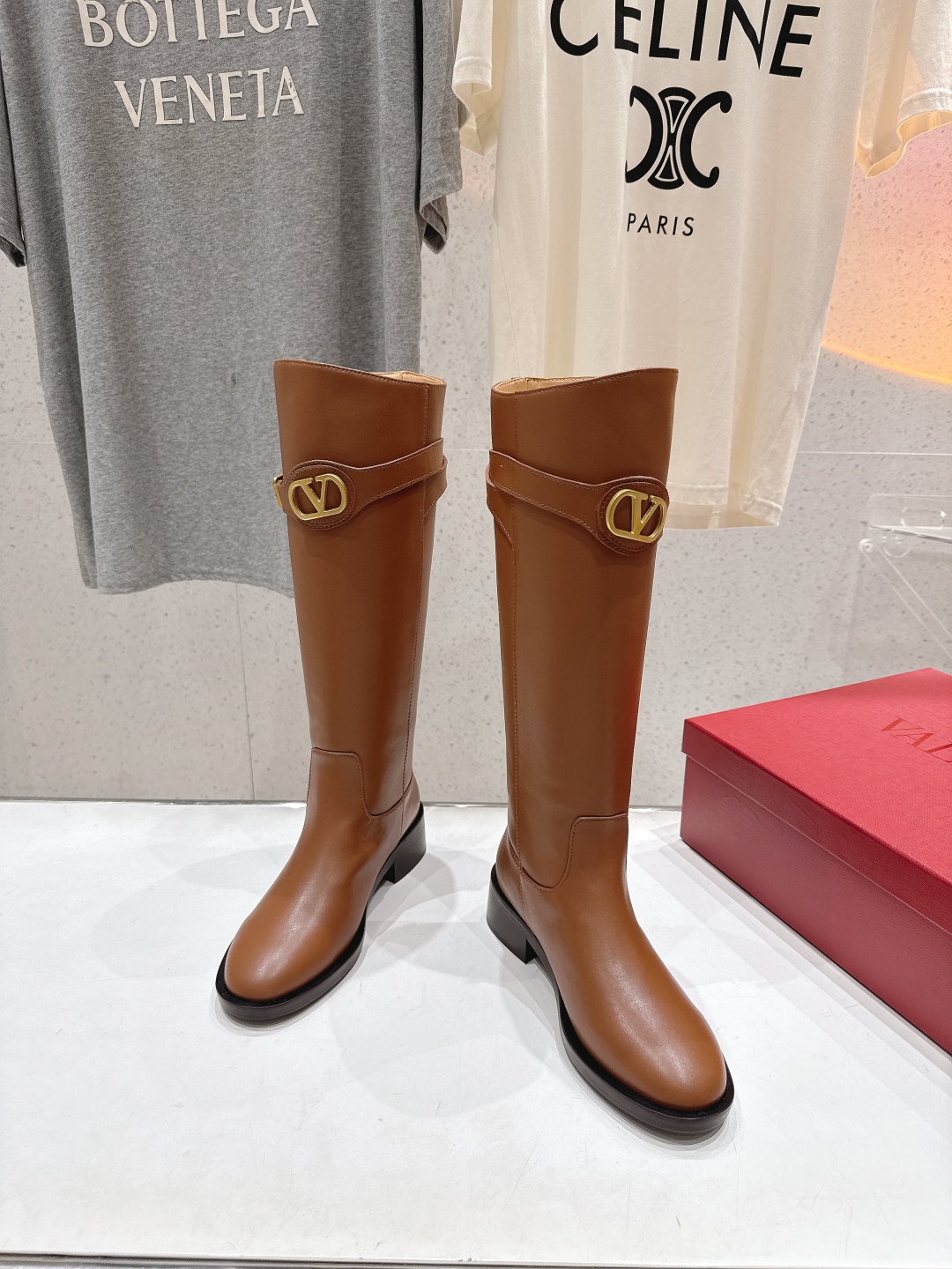 高版本出厂 ～New～顶级制作·Valentino·华伦天奴〰️2025ss秋冬系列新款长靴骑士靴创新与