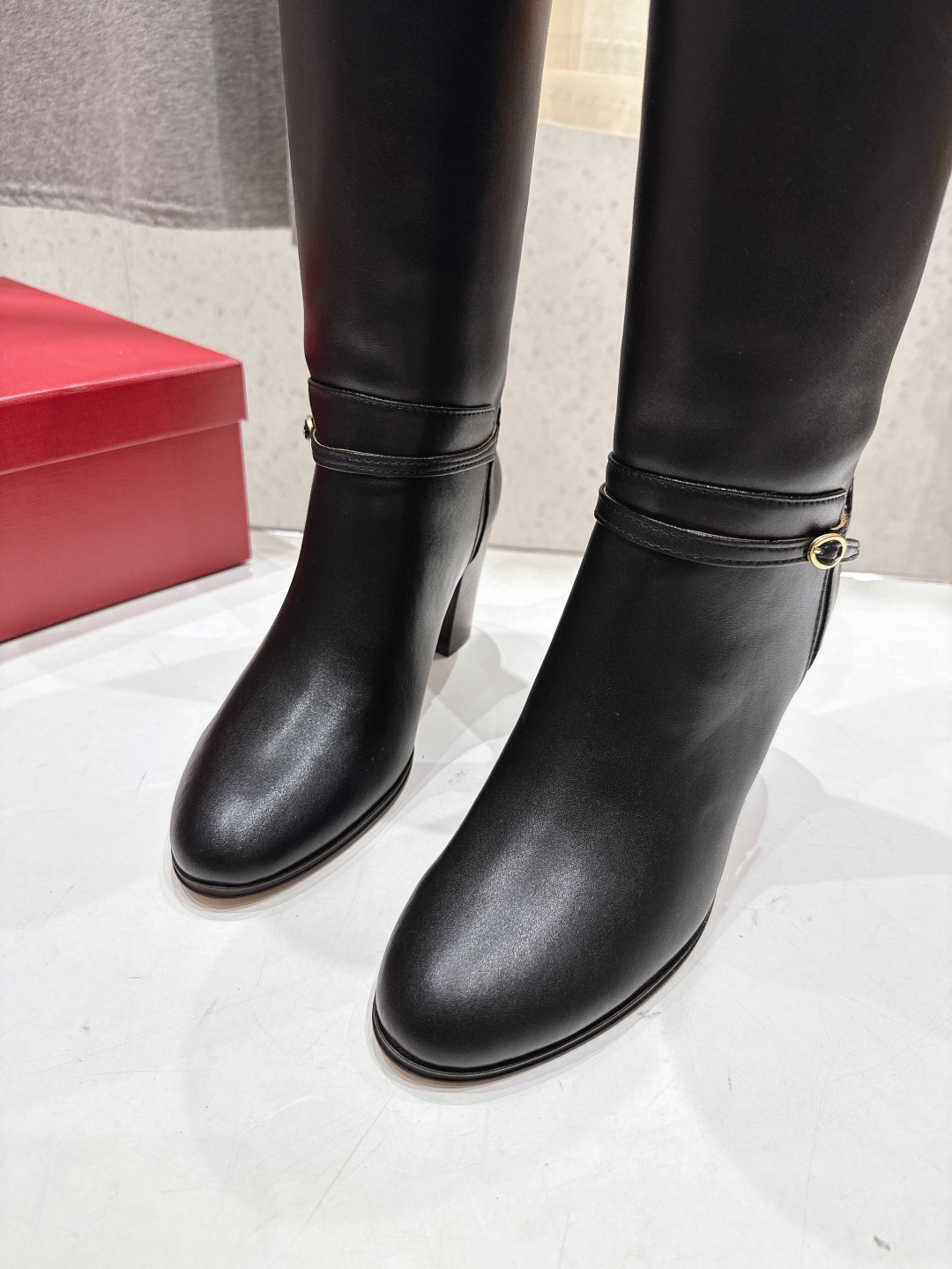 高版本出厂 ～New～顶级制作·Valentino·华伦天奴〰️2025ss秋冬系列新款高跟长靴创新与经