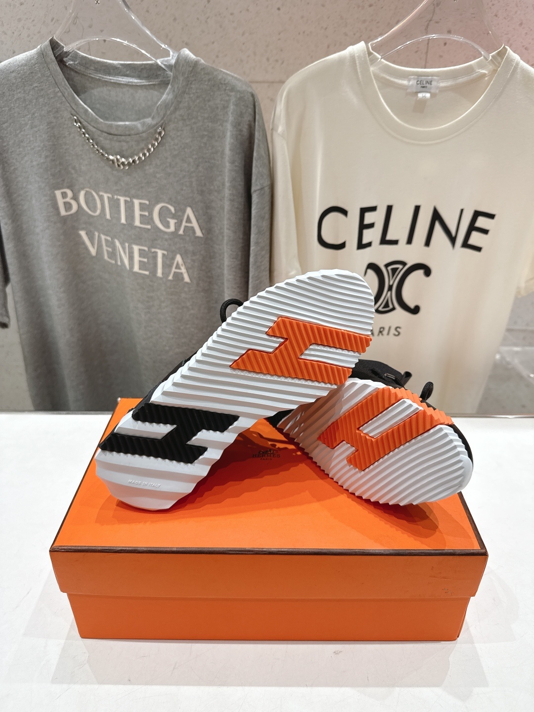 高版本出厂 男码+10 情侣款 Hermes/爱马仕H家25ss新款情侣网面运动休闲鞋跑步鞋经典运动风格
