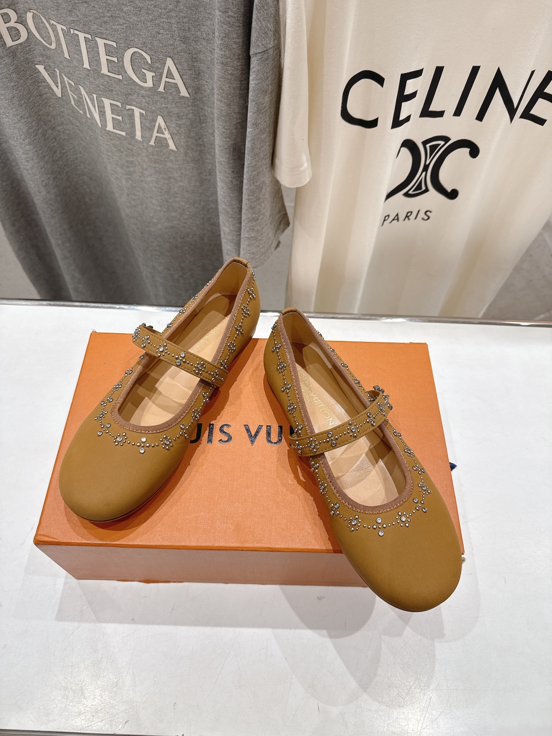 高版本出厂 Louis Vuitton ss25 new arrival LV驴牌春夏系列玛丽珍平底鞋单
