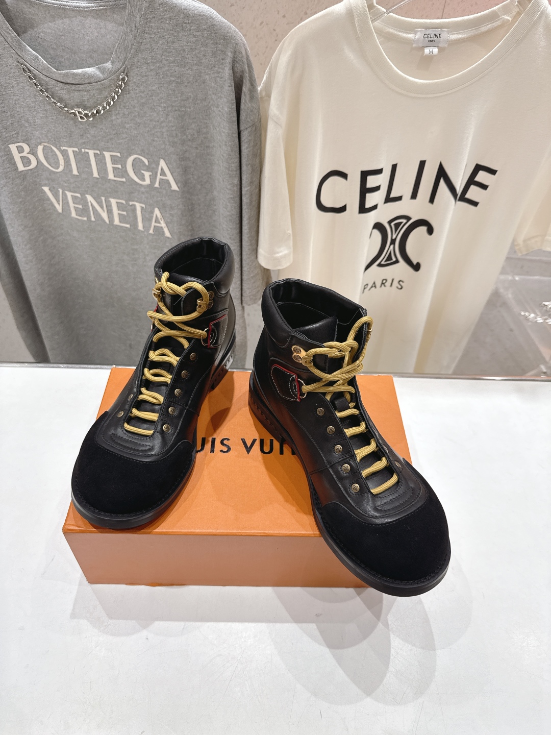 高版本出厂 只有男码 LOUIS VUITTON ss25 LV驴牌新款厚底系带大头鞋男士休闲鞋高帮小短