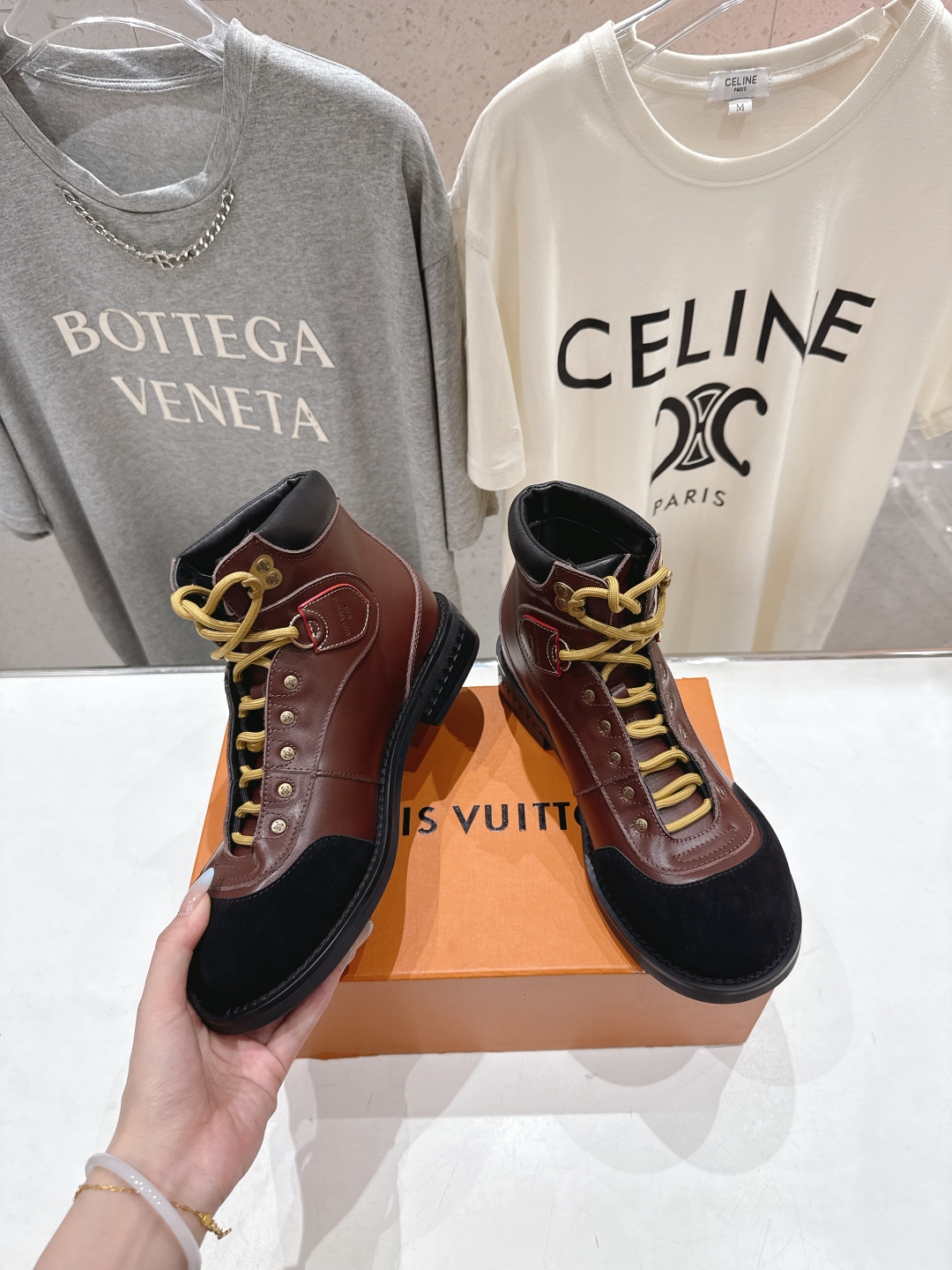 高版本出厂 只有男码 LOUIS VUITTON ss25 LV驴牌新款厚底系带大头鞋男士休闲鞋高帮小短