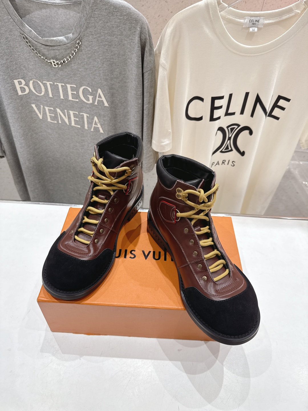高版本出厂 只有男码 LOUIS VUITTON ss25 LV驴牌新款厚底系带大头鞋男士休闲鞋高帮小短